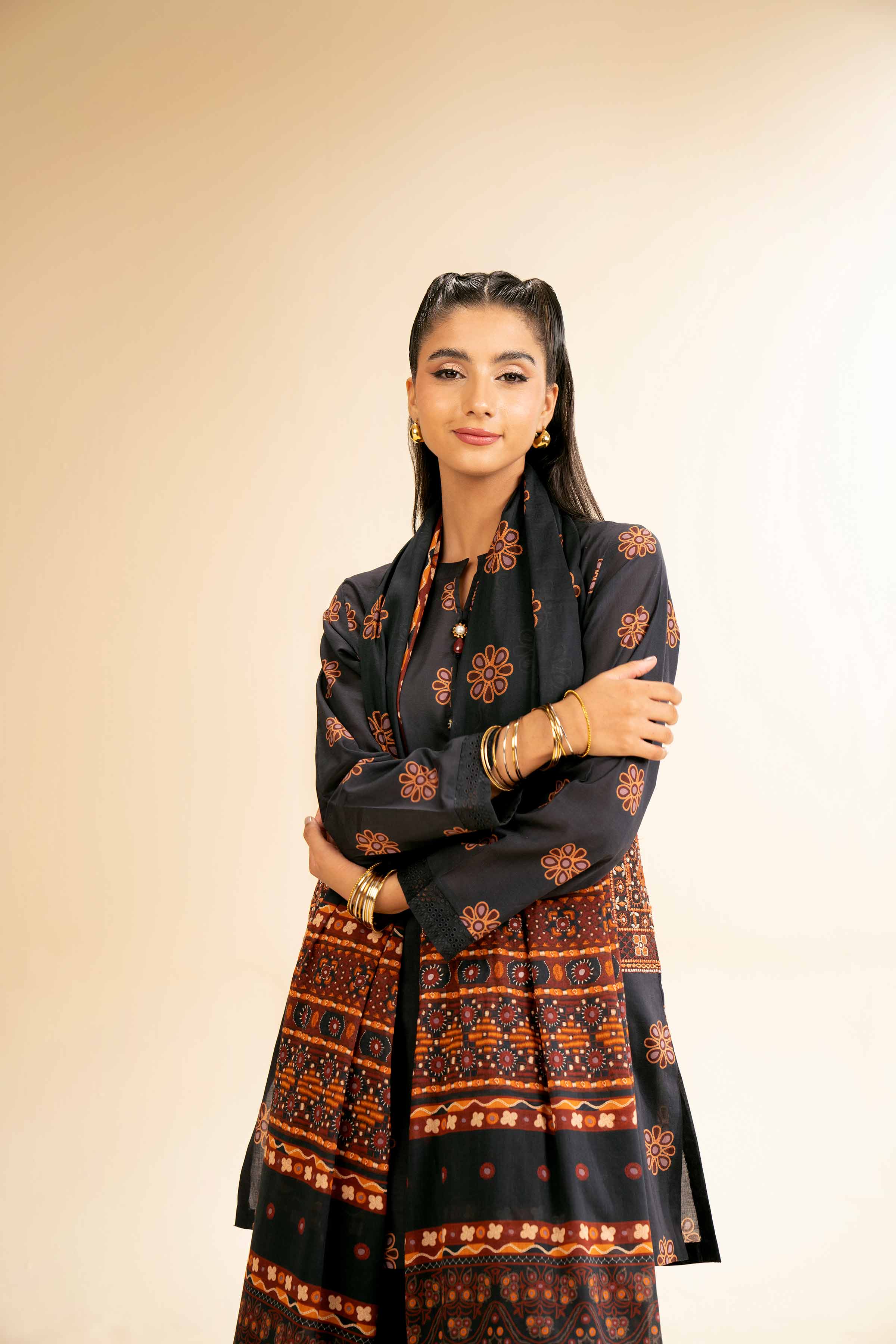 2 Piece - Printed Embroidered Suit - 42501165