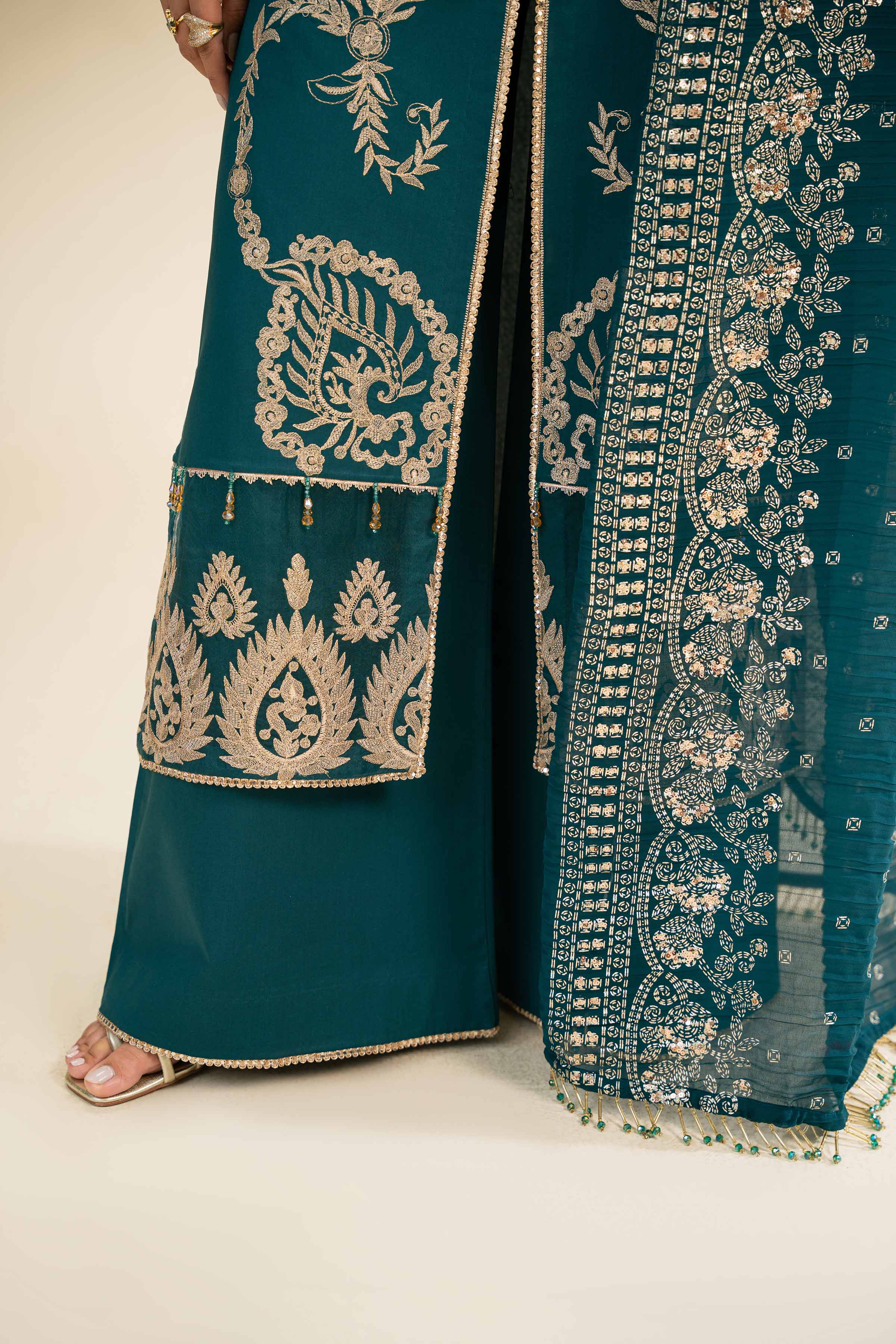3 Piece - Embellished Suit - 42501371