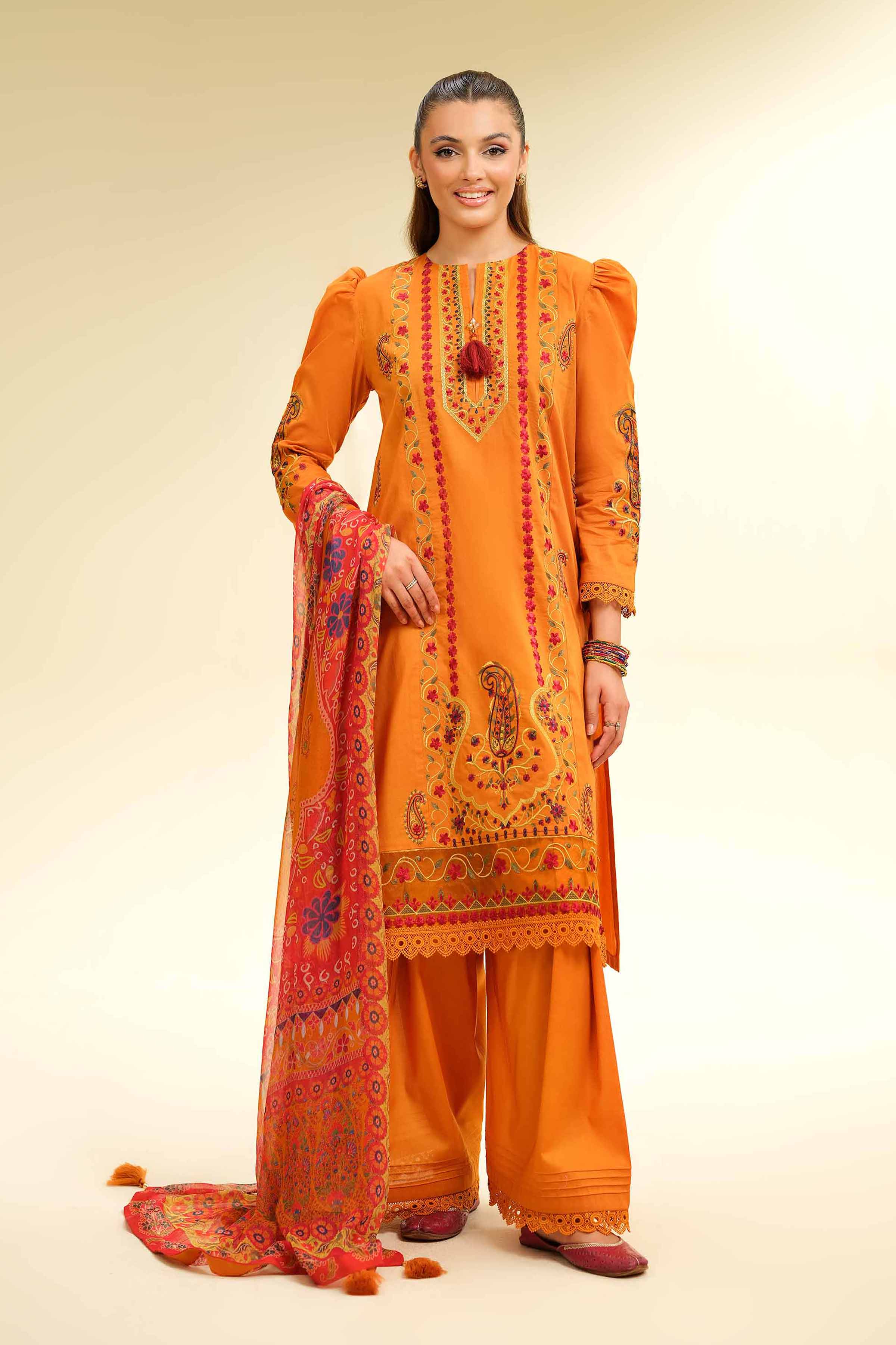 3 Piece - Embroidered Suit - 42501384