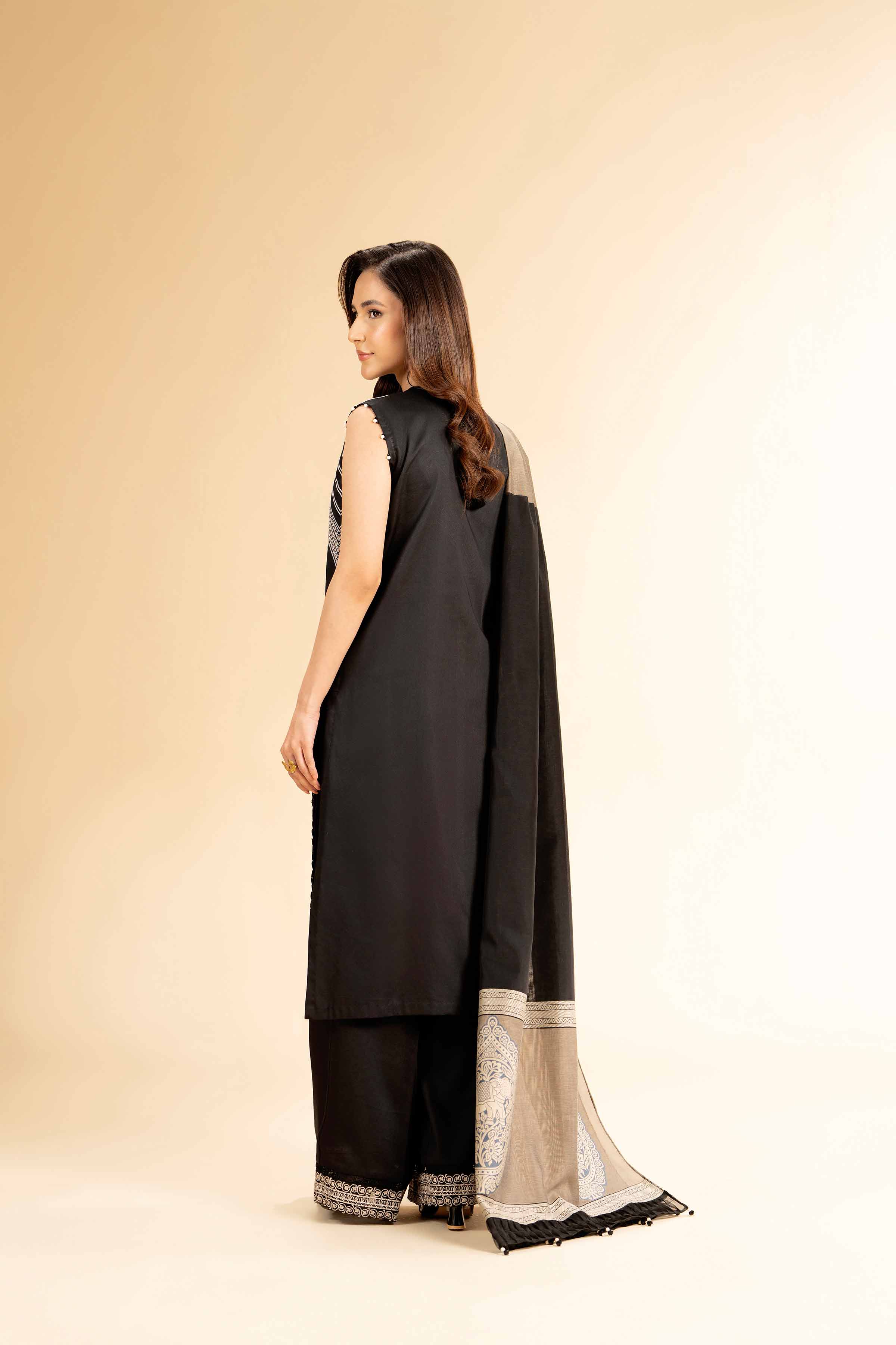 3 Piece - Embroidered Suit - 42501390
