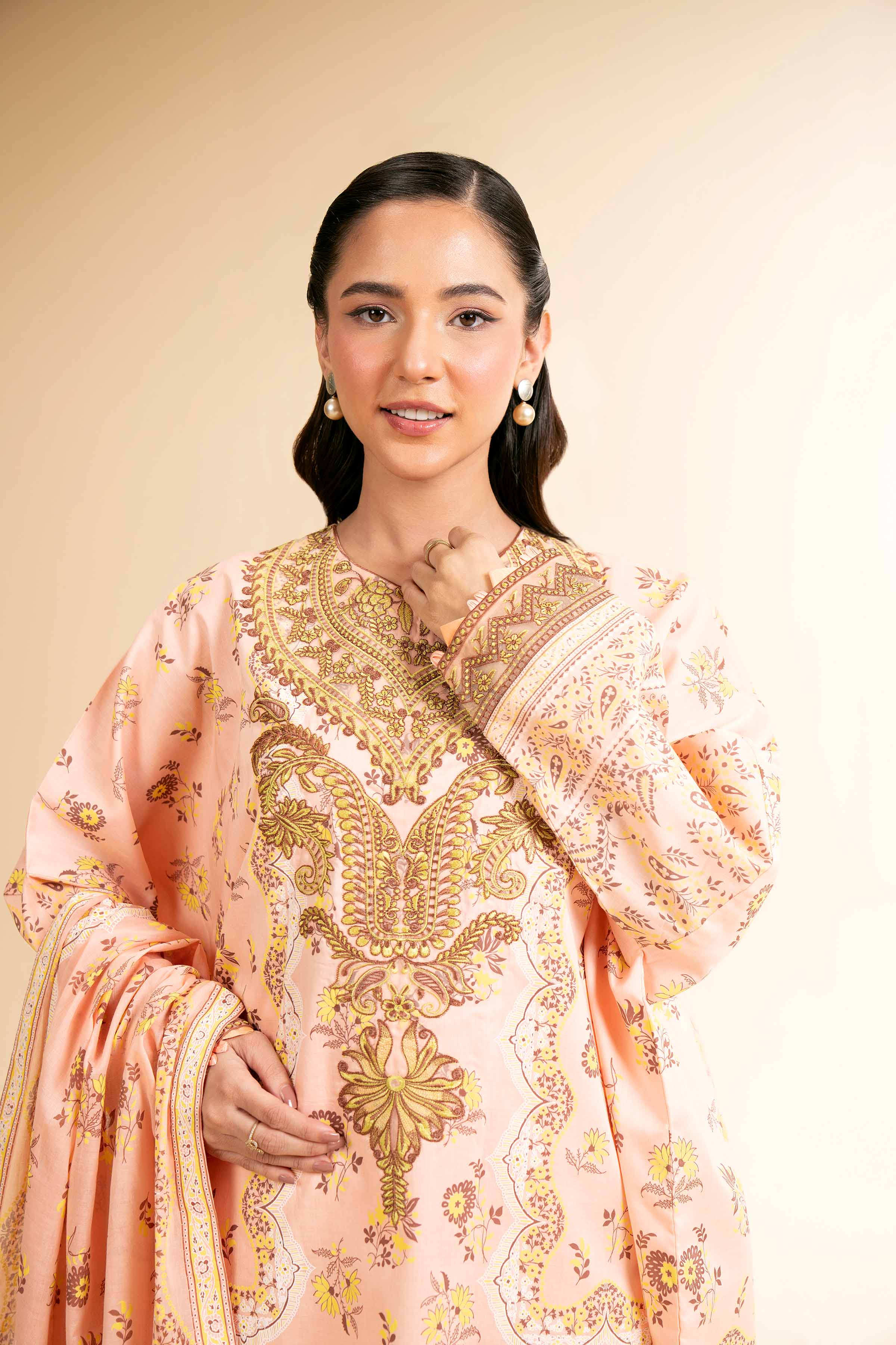 3 Piece - Flatbed Paste Embroidered Suit - 42501665