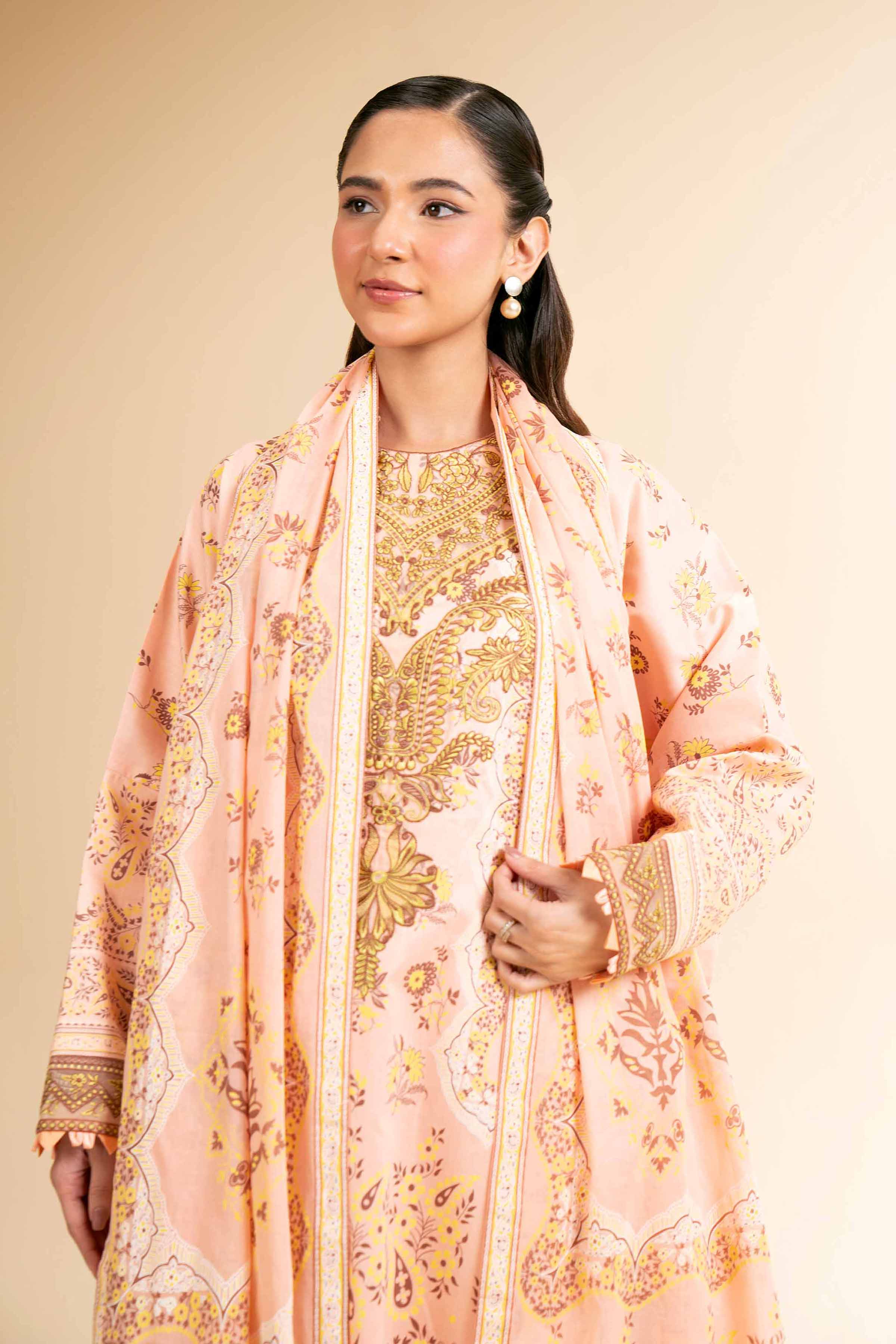 3 Piece - Flatbed Paste Embroidered Suit - 42501665