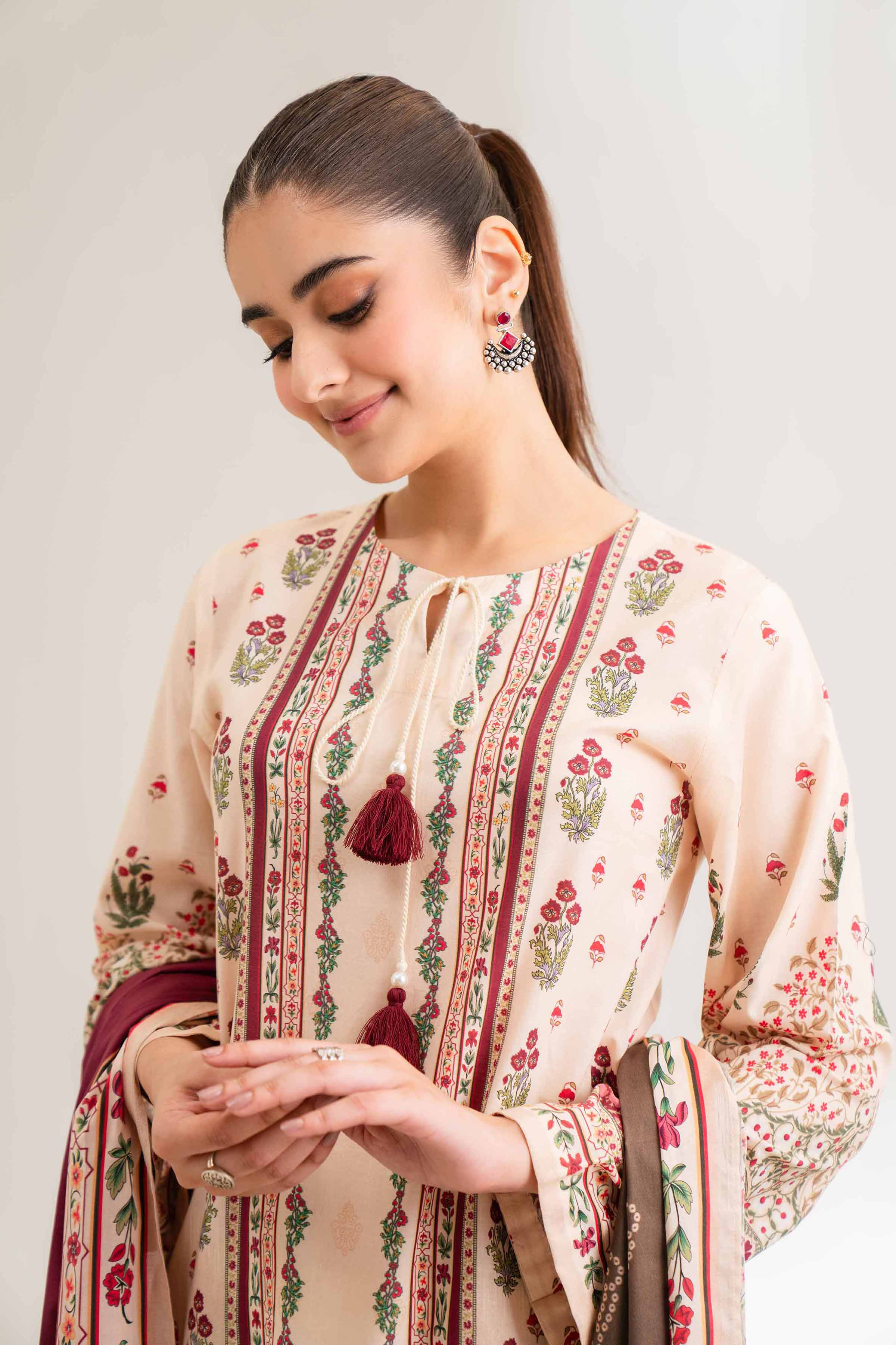 NISHATUAE - Off White Printed Lawn 3-piece Unstitched Suit