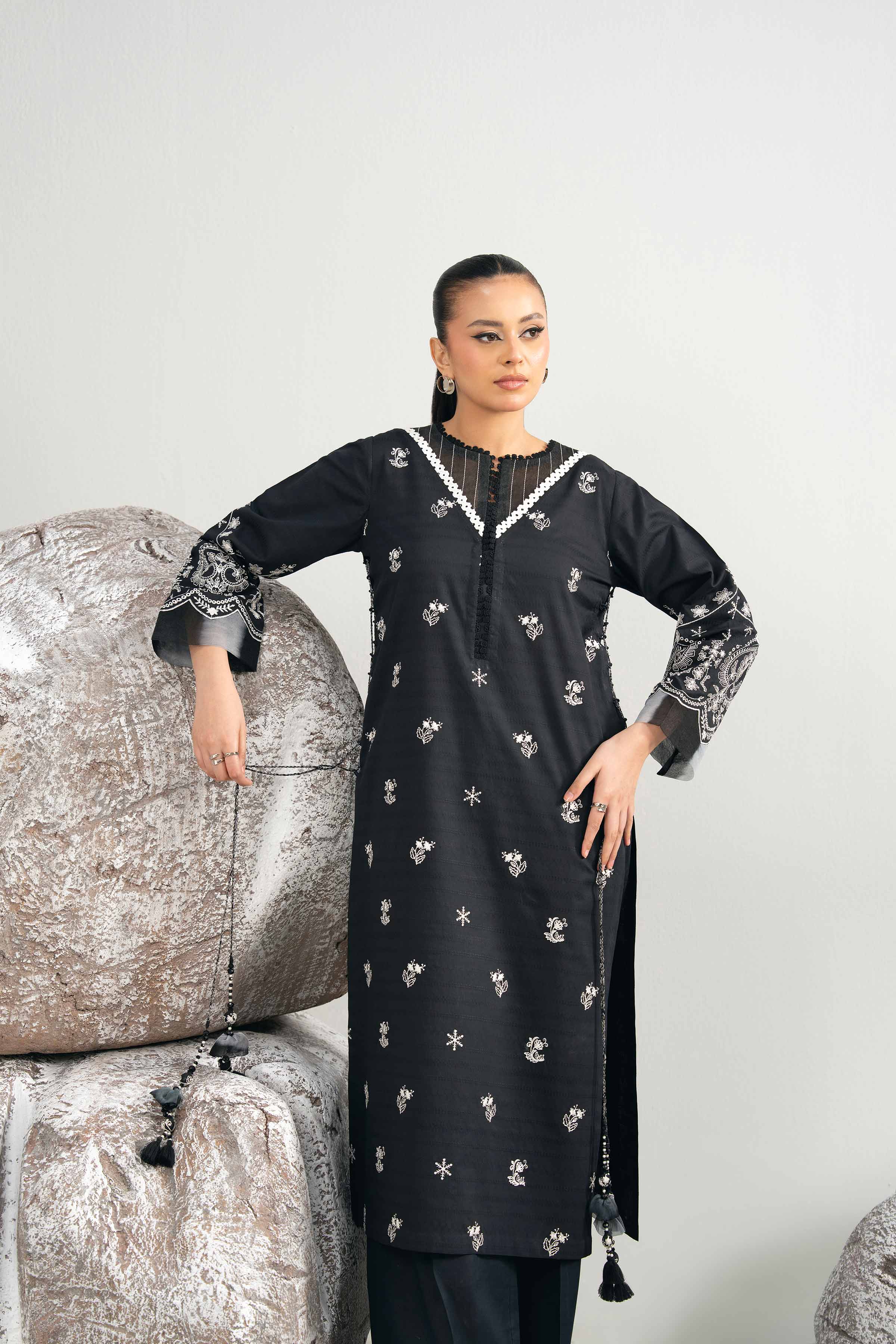 2 Piece - Embroidered Suit - 42501996