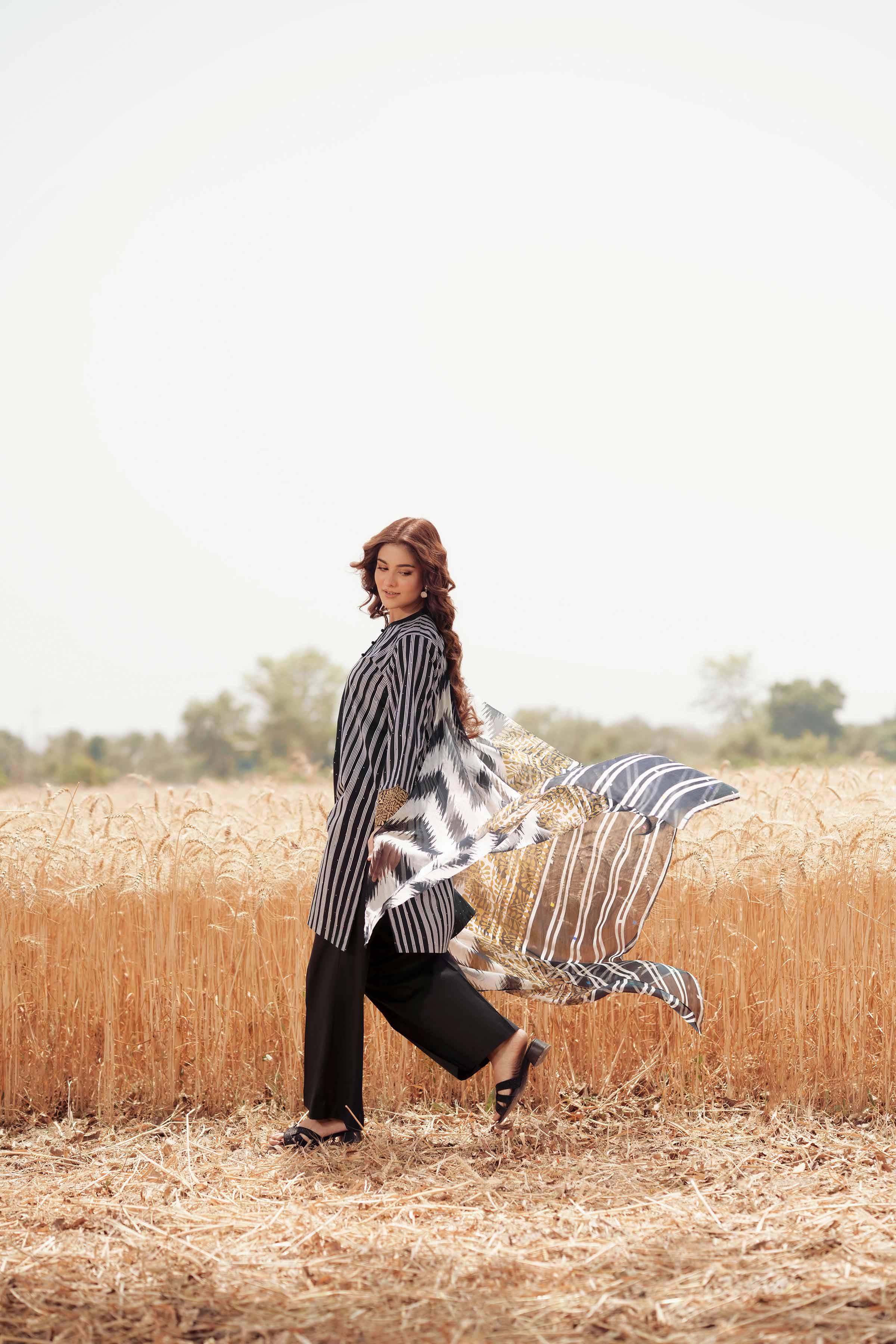 3 Piece - Printed Embroidered Suit - 42502030