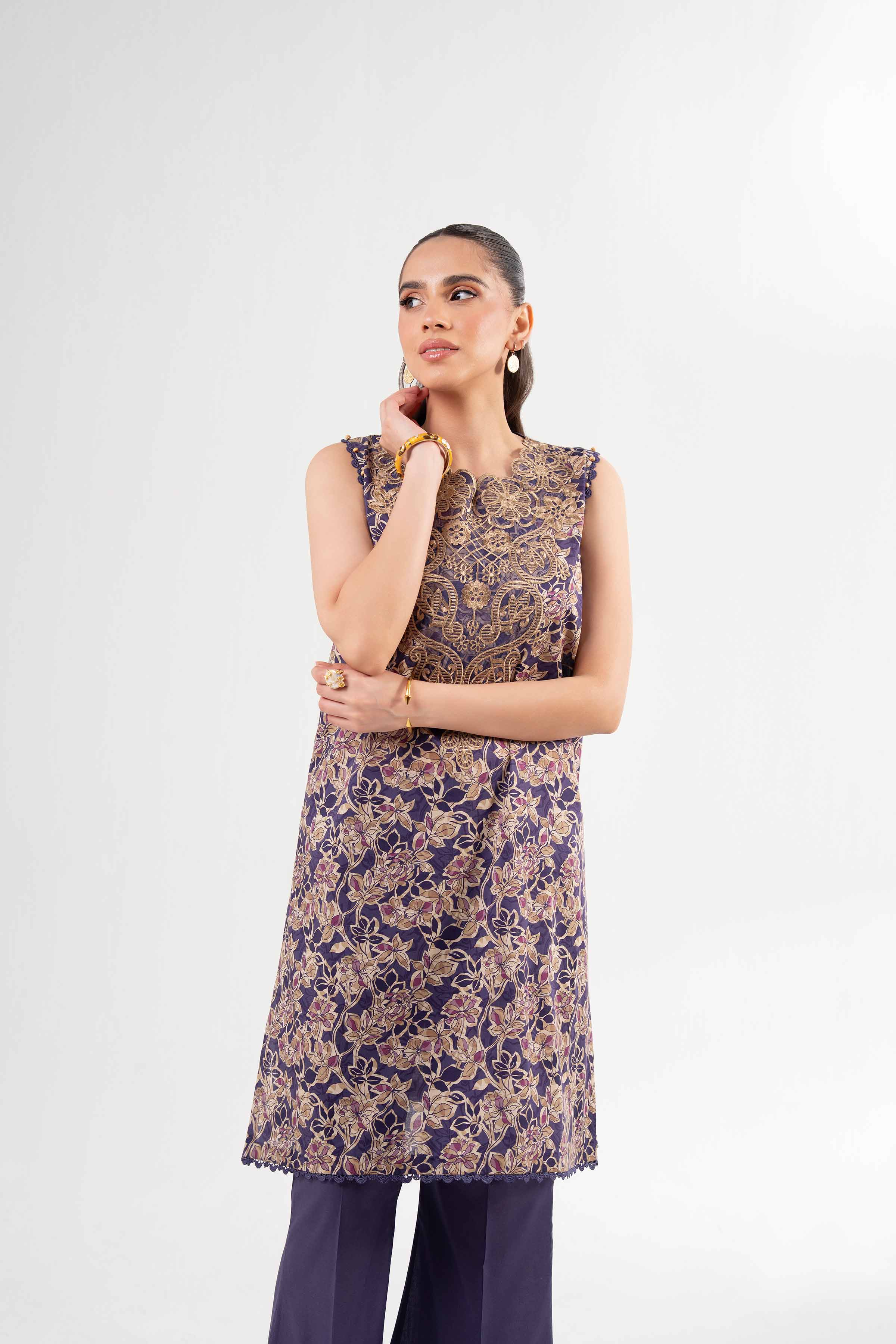 2 Piece - Printed Embroidered Suit - 42502069