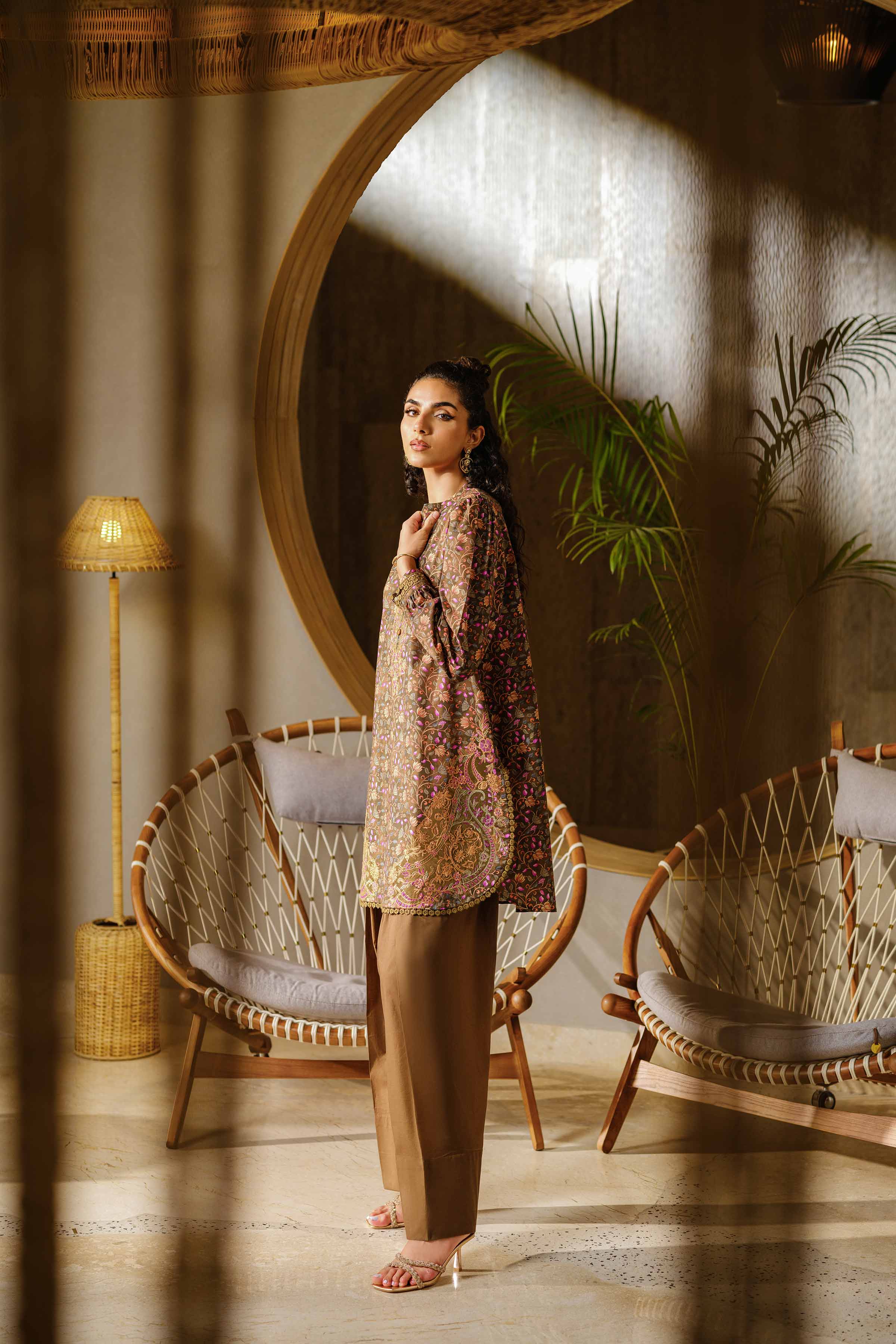 2 Piece - Printed Embroidered Suit - 42502073