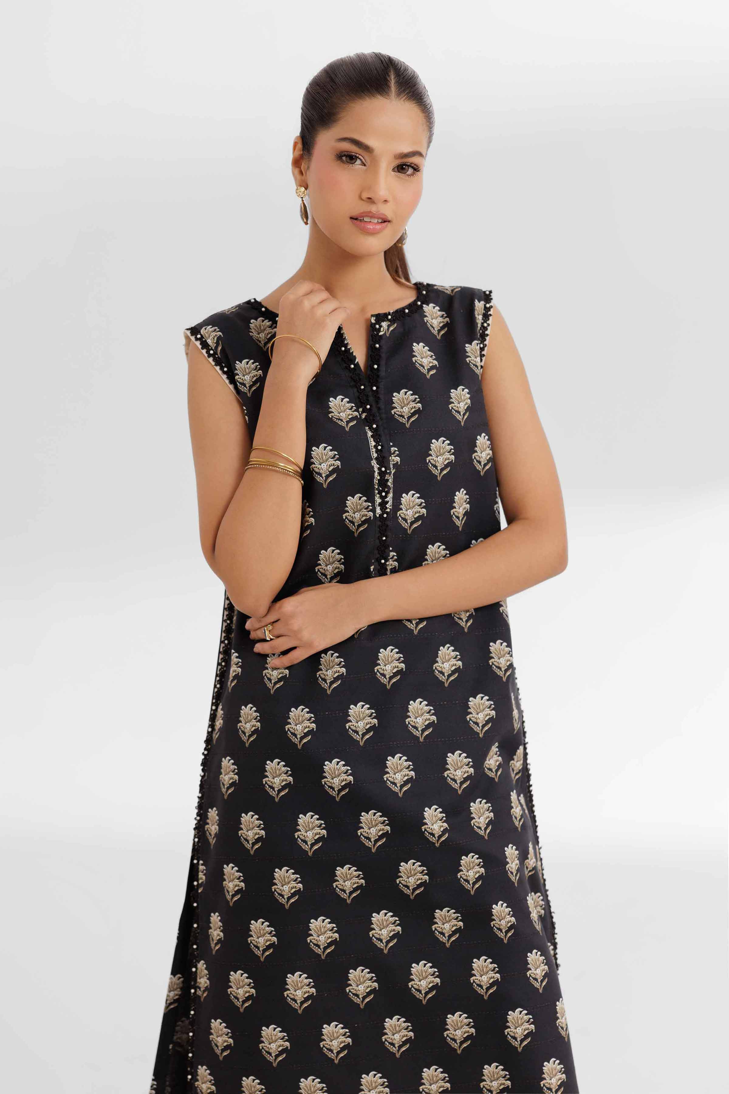 NISHATUAE - Black Printed Lawn 2-piece Unstitched Dress