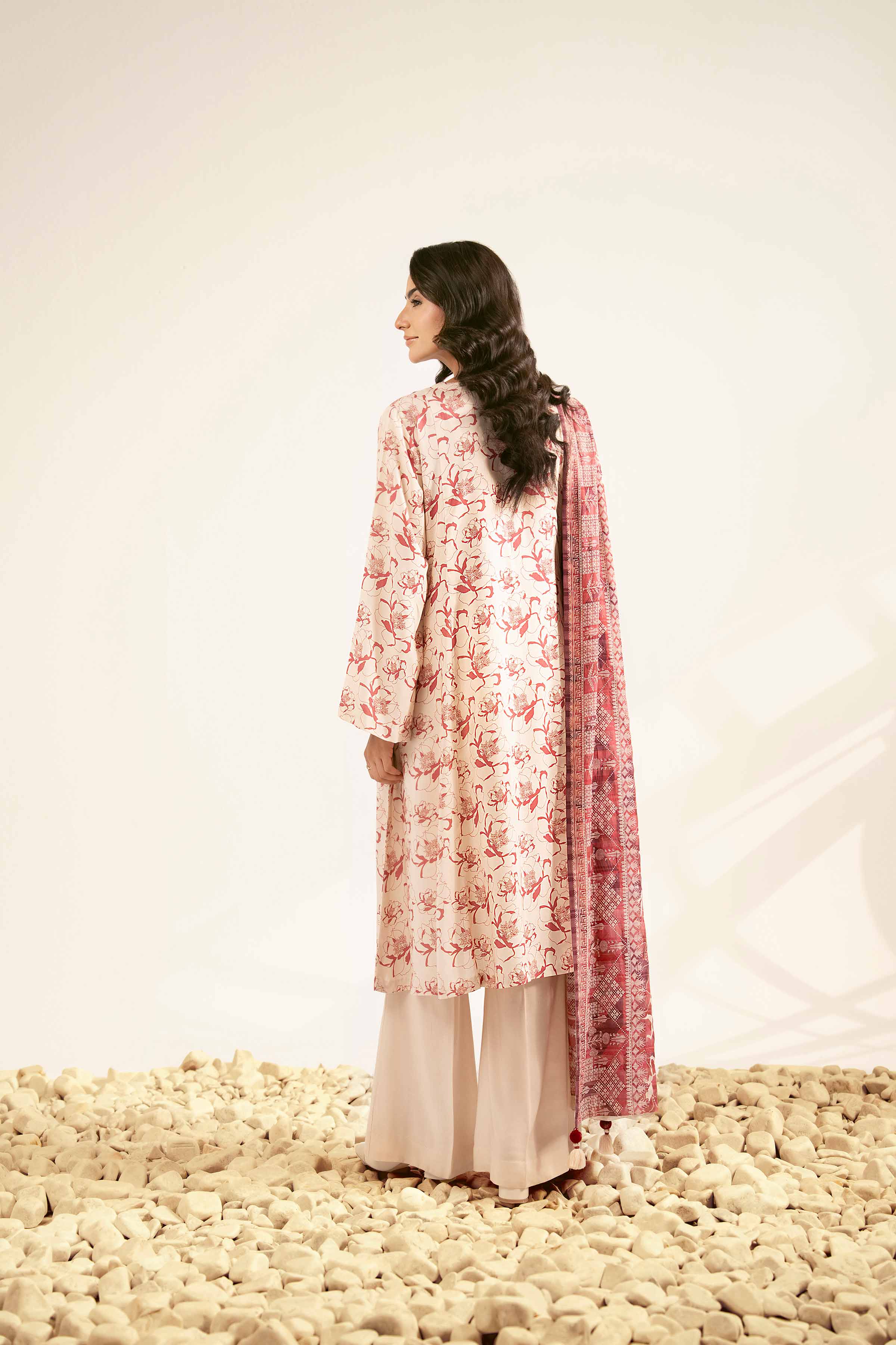 NISHATUAE - Beige Printed Lawn 3-piece Unstitched Suit