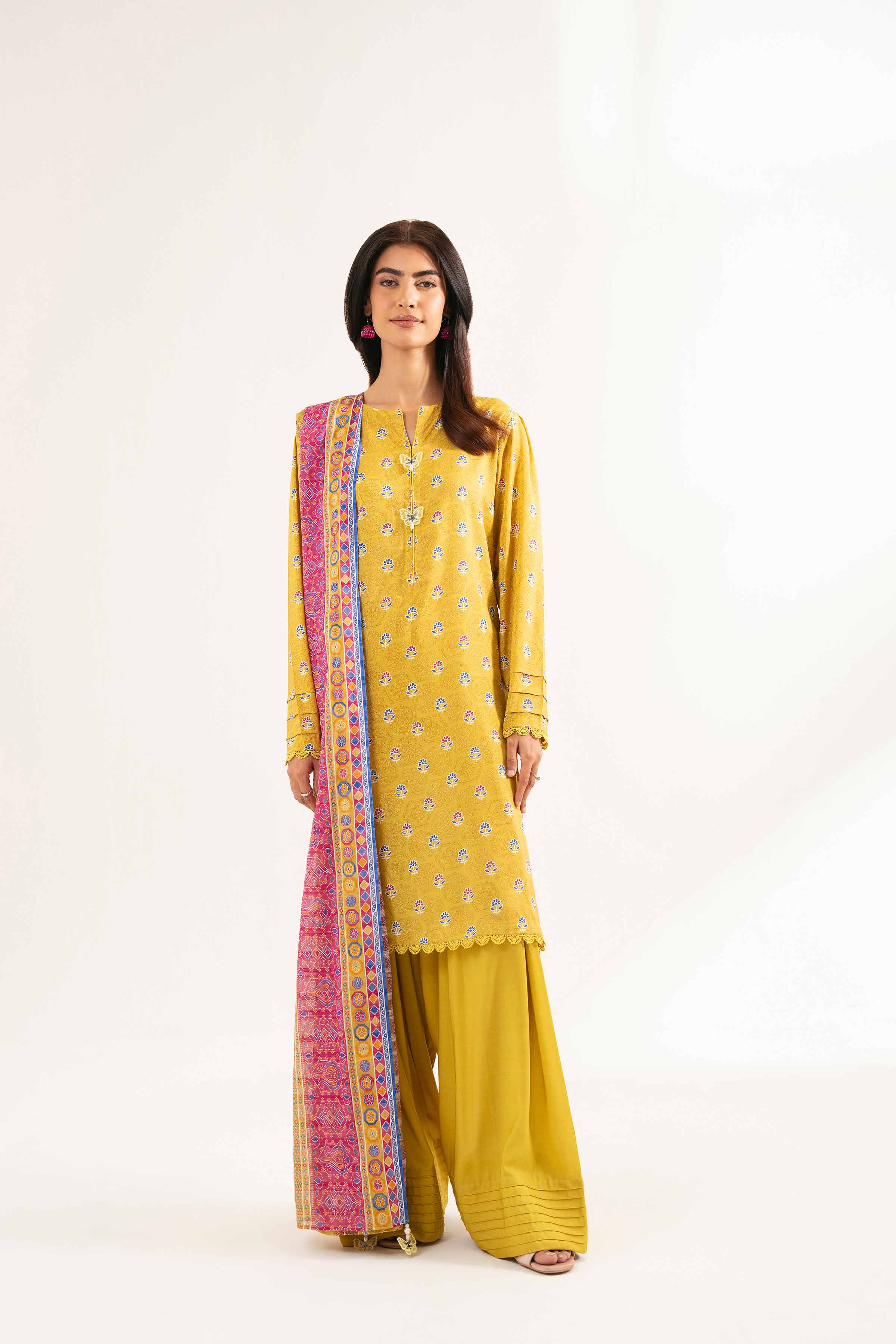 NISHATUAE - Gold Printed Lawn 3-piece Unstitched Suit