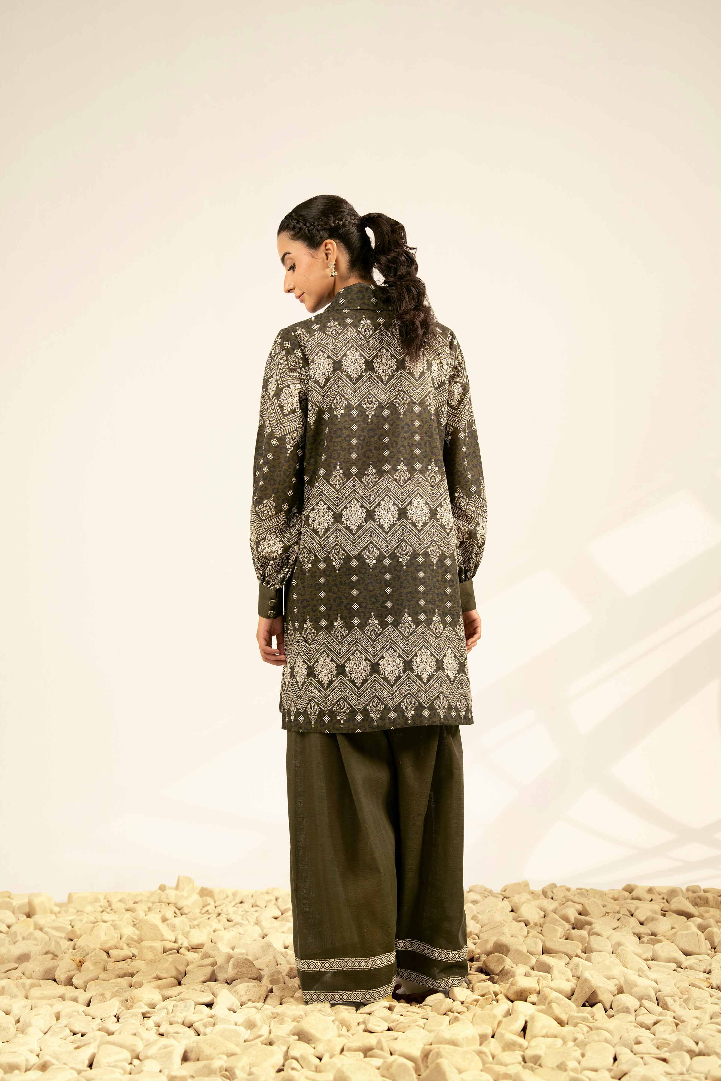 NISHATUAE - Green Printed Khaddar 2-piece Unstitched Dress