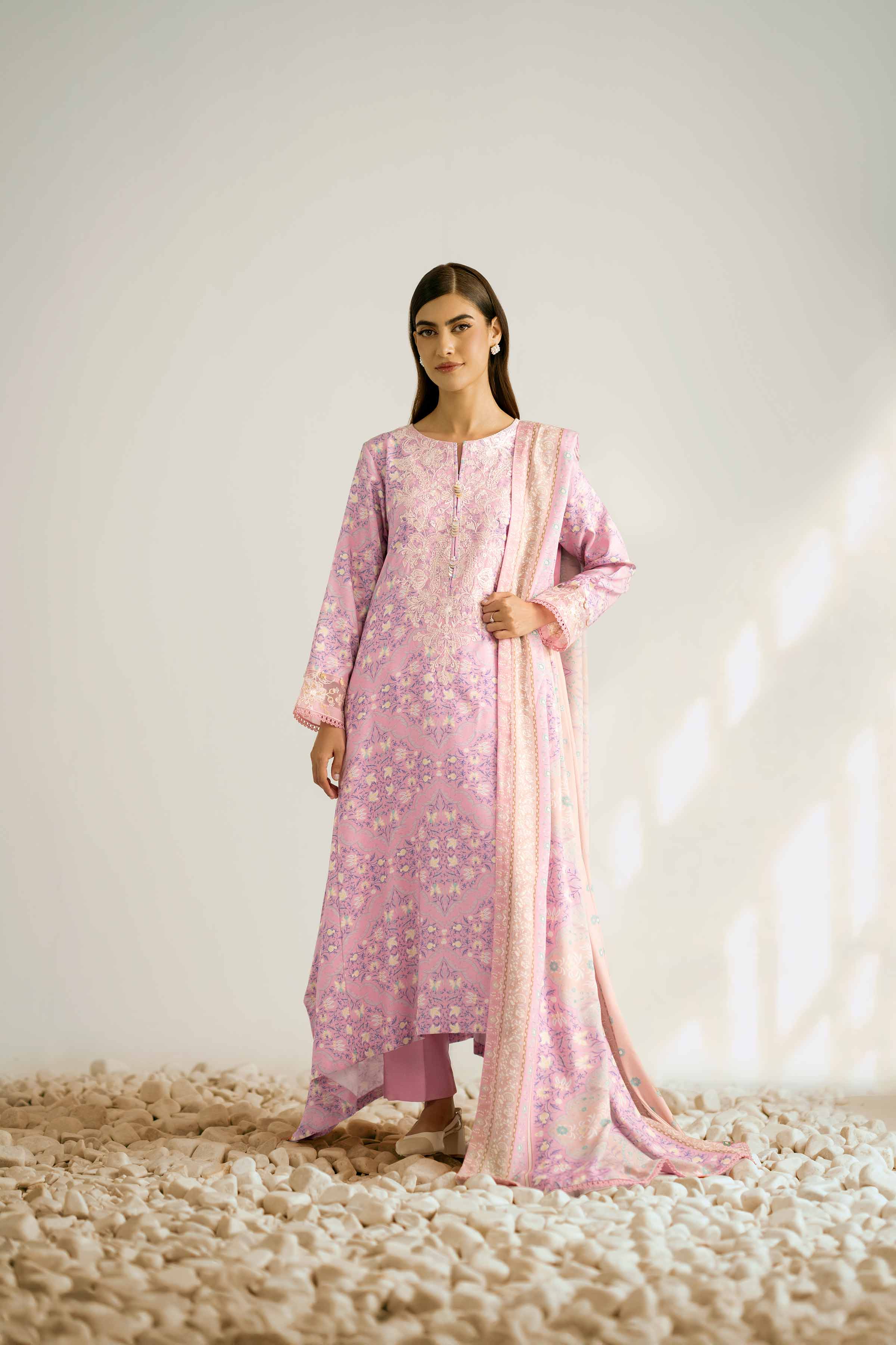 NISHATUAE - Pink Embroidered Linen 3-piece Unstitched Suit