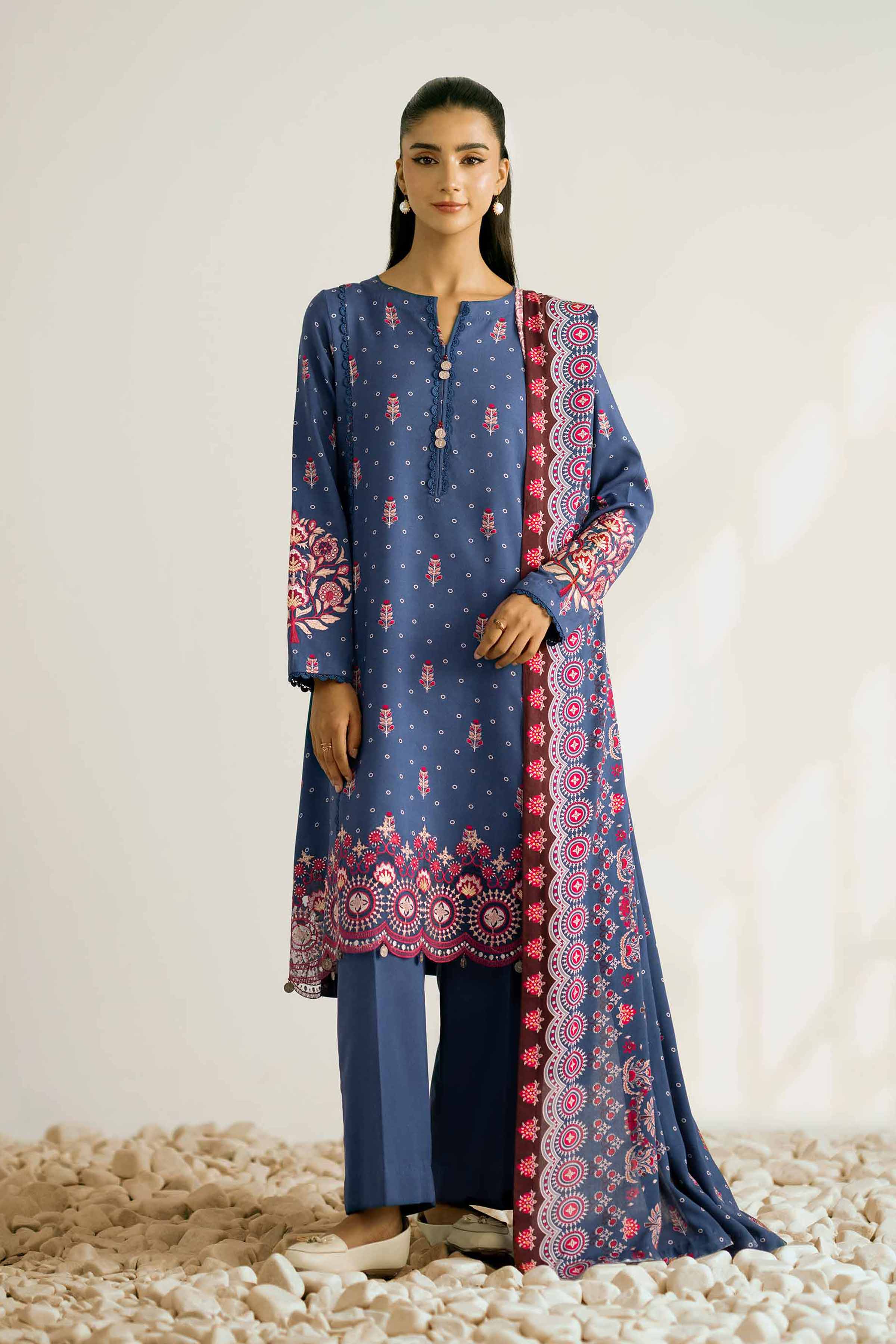 NISHATUAE - Blue Embroidered Linen 3-piece Unstitched Suit