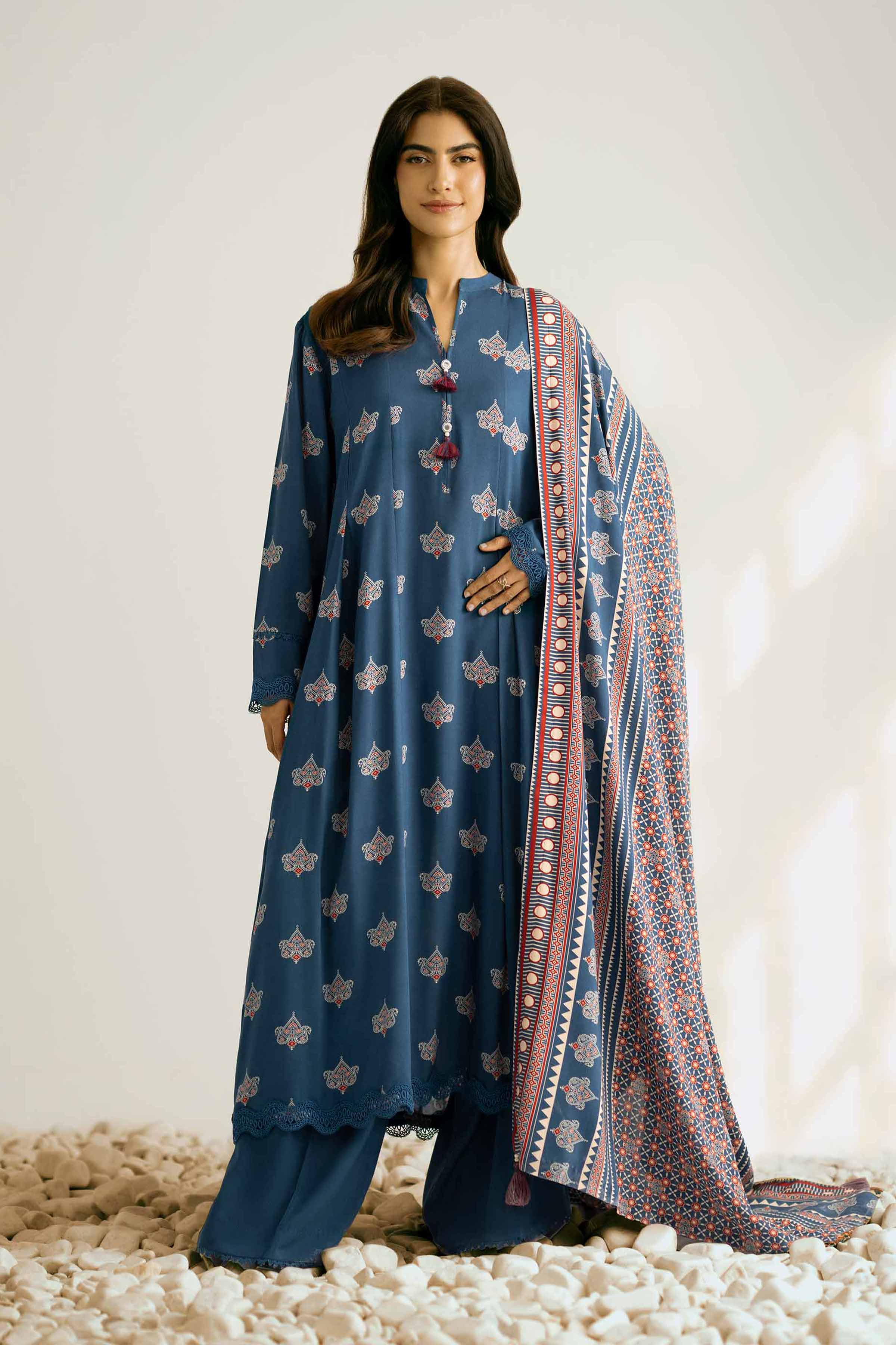 NISHATUAE - Blue Printed Linen 3-piece Unstitched Suit