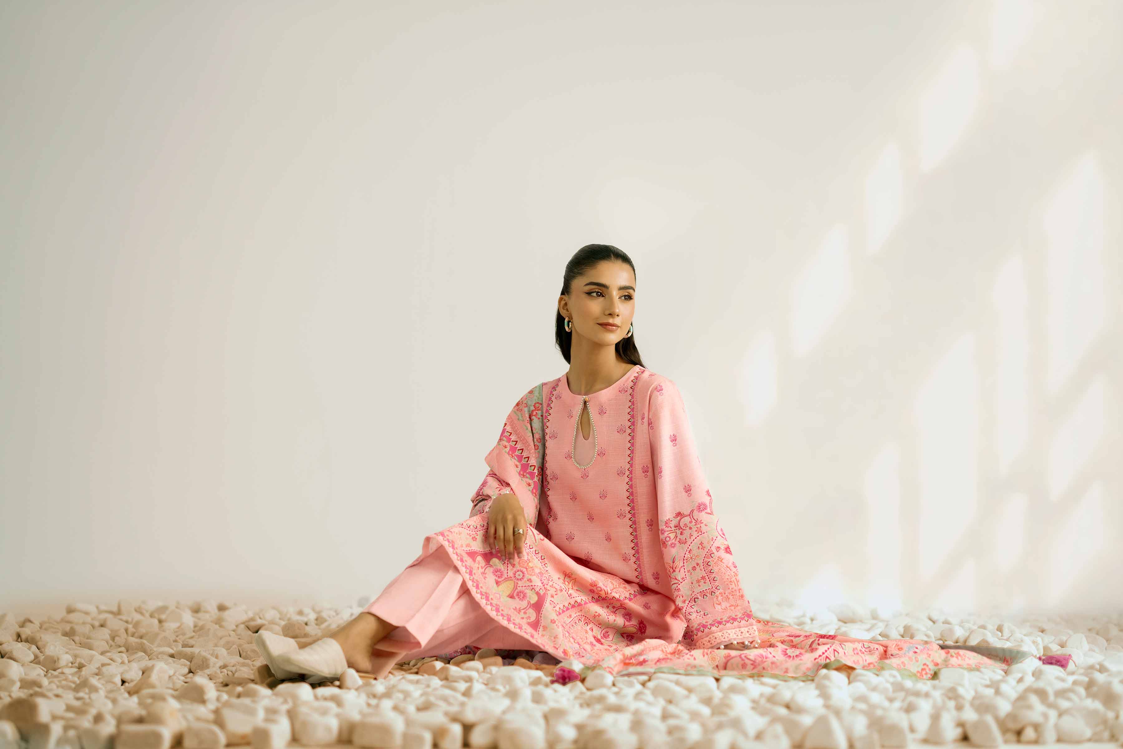NISHATUAE - Pink Printed Khaddar 3-piece Unstitched Suit
