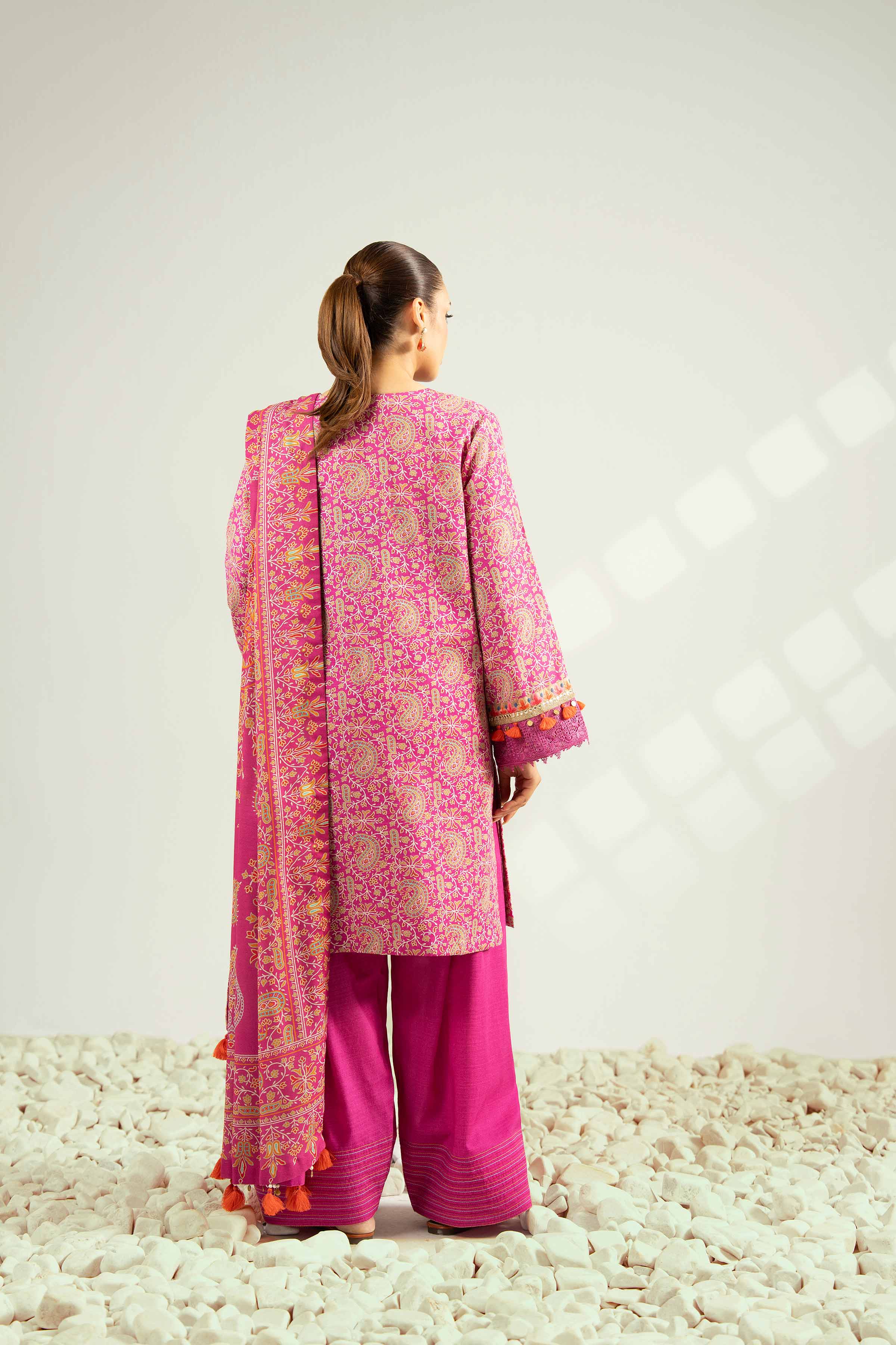 NISHATUAE - Pink Printed Khaddar 3-piece Unstitched Suit