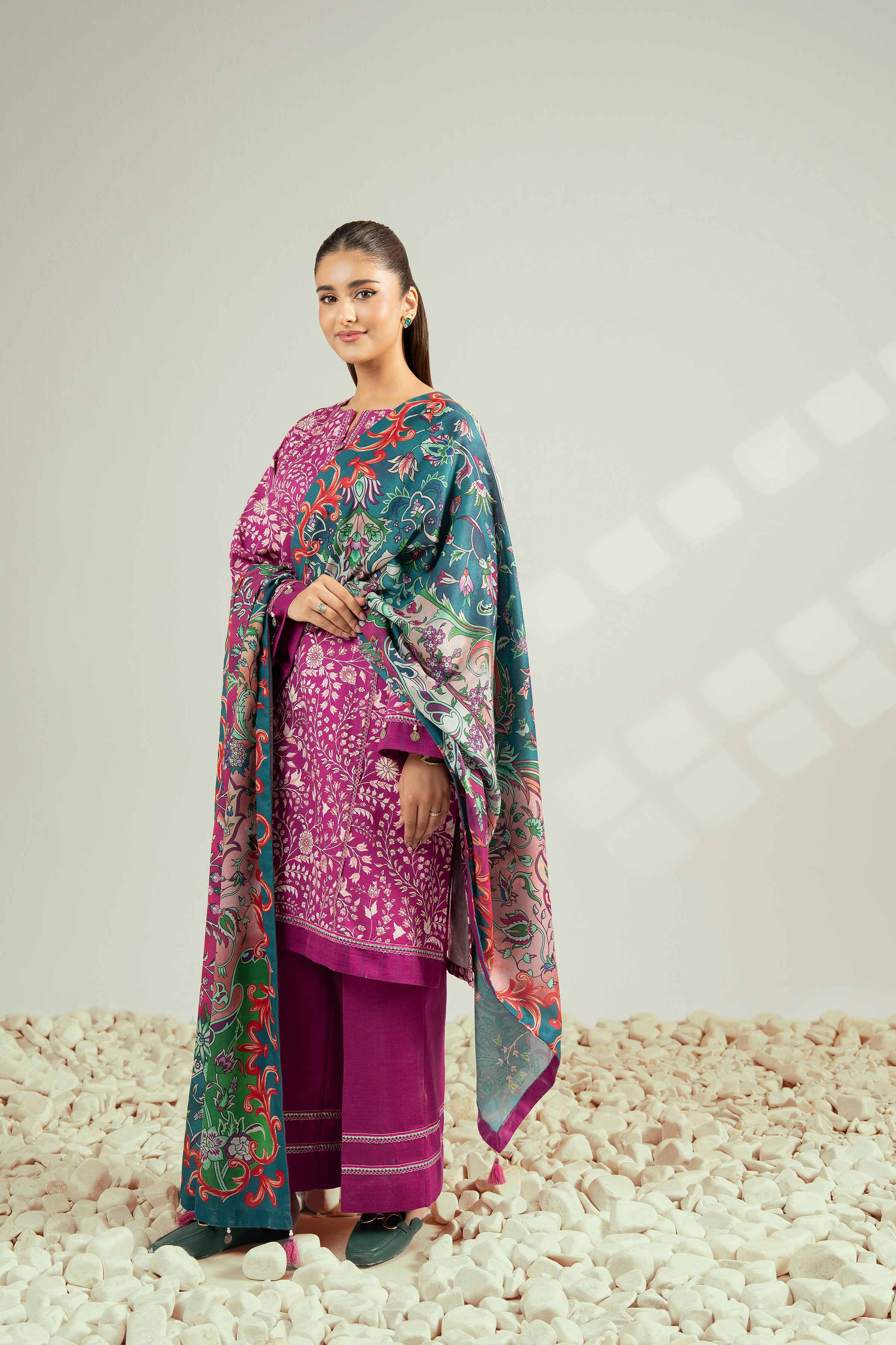 NISHATUAE - Maroon Printed Khaddar 3-piece Unstitched Suit