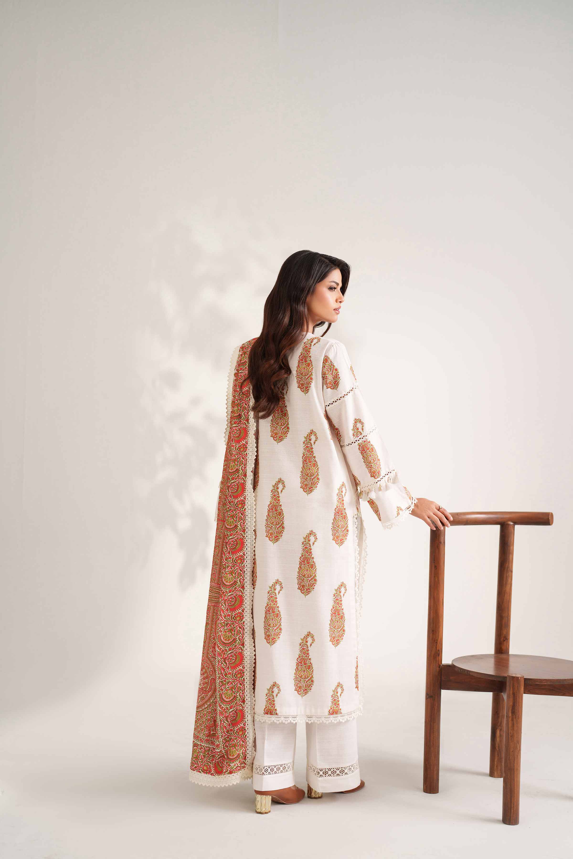 NISHATUAE - Off White Printed Khaddar 3-piece Unstitched Suit