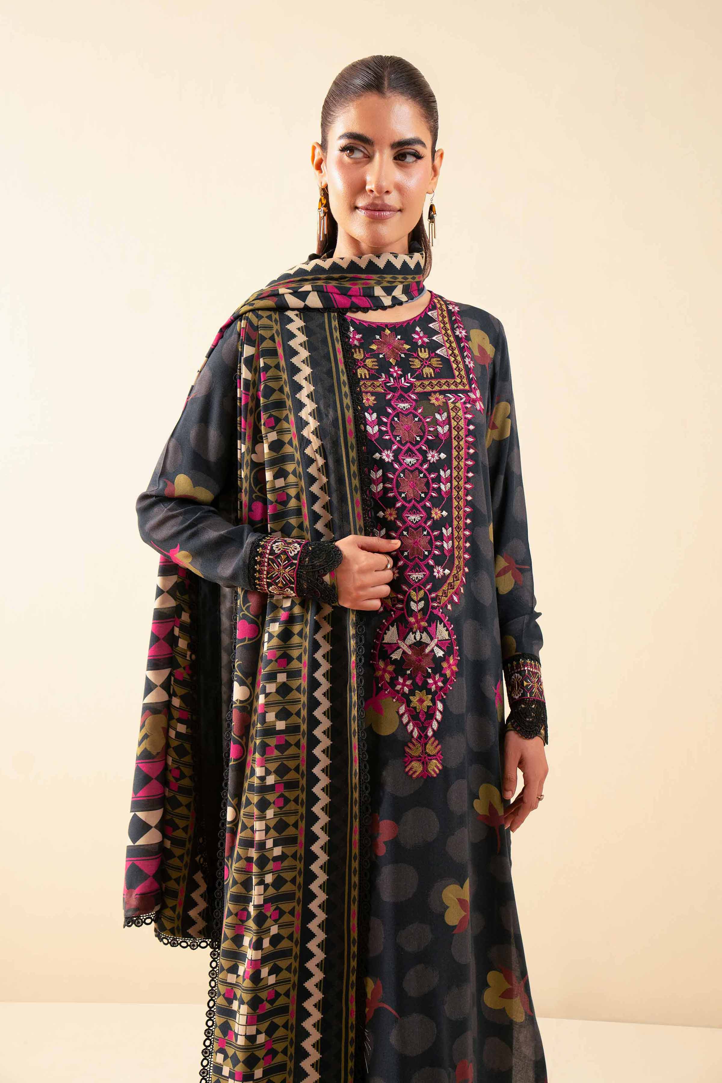 NISHATUAE - Black Embroidered Linen 3-piece Unstitched Suit