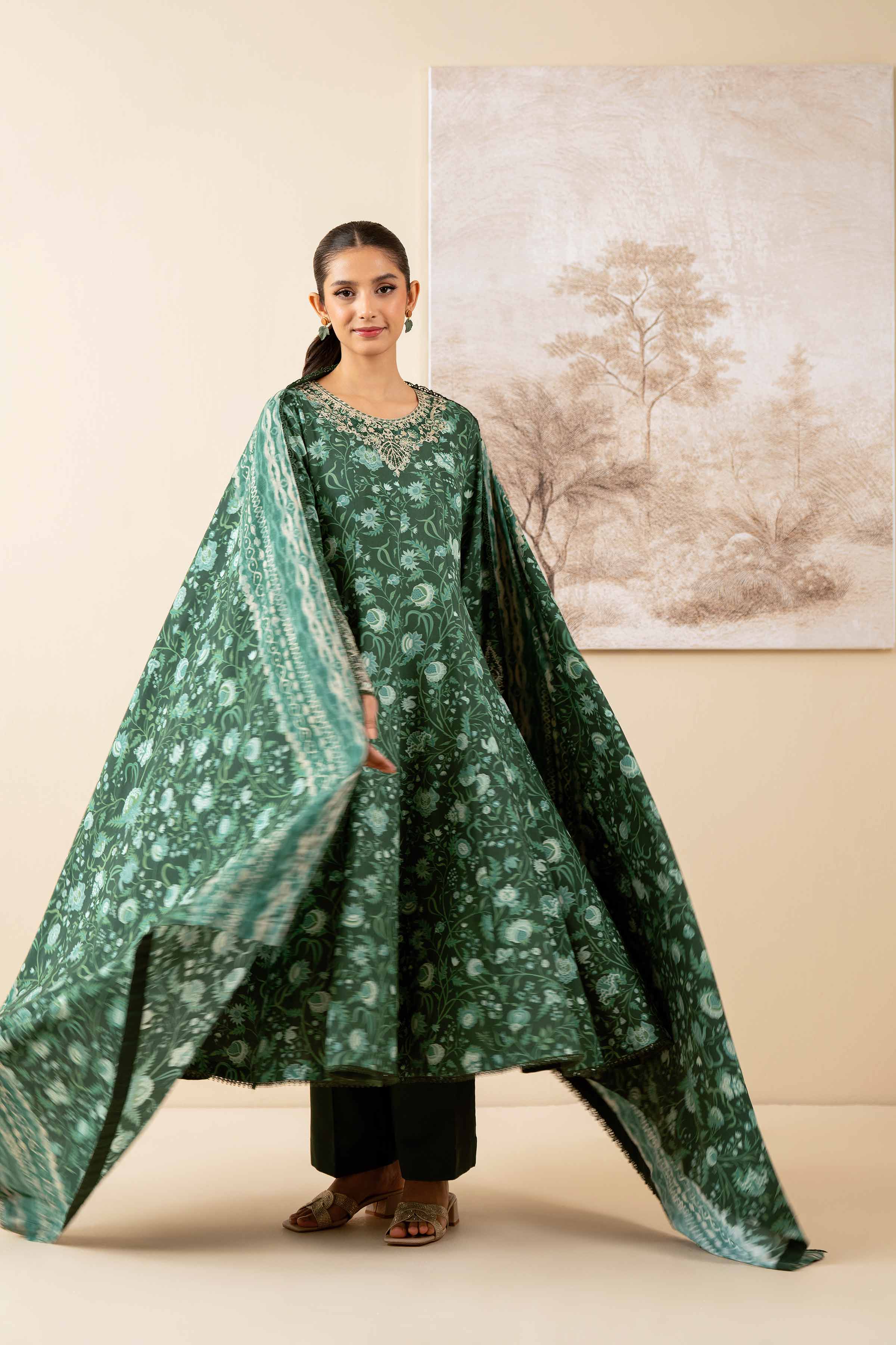 NISHATUAE - Green Embroidered Linen 3-piece Unstitched Suit
