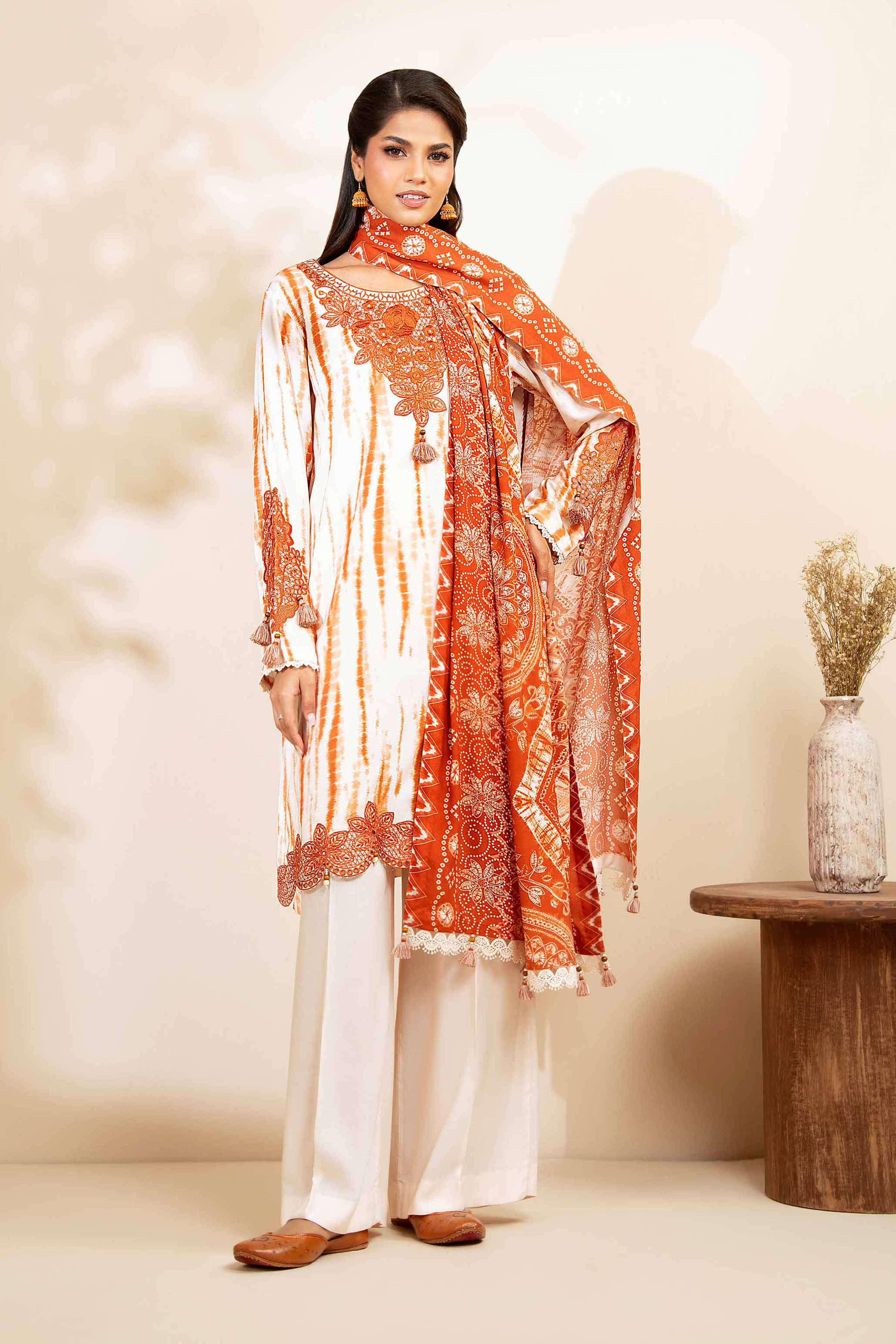 NISHATUAE - Off White Embroidered Linen 3-piece Unstitched Suit
