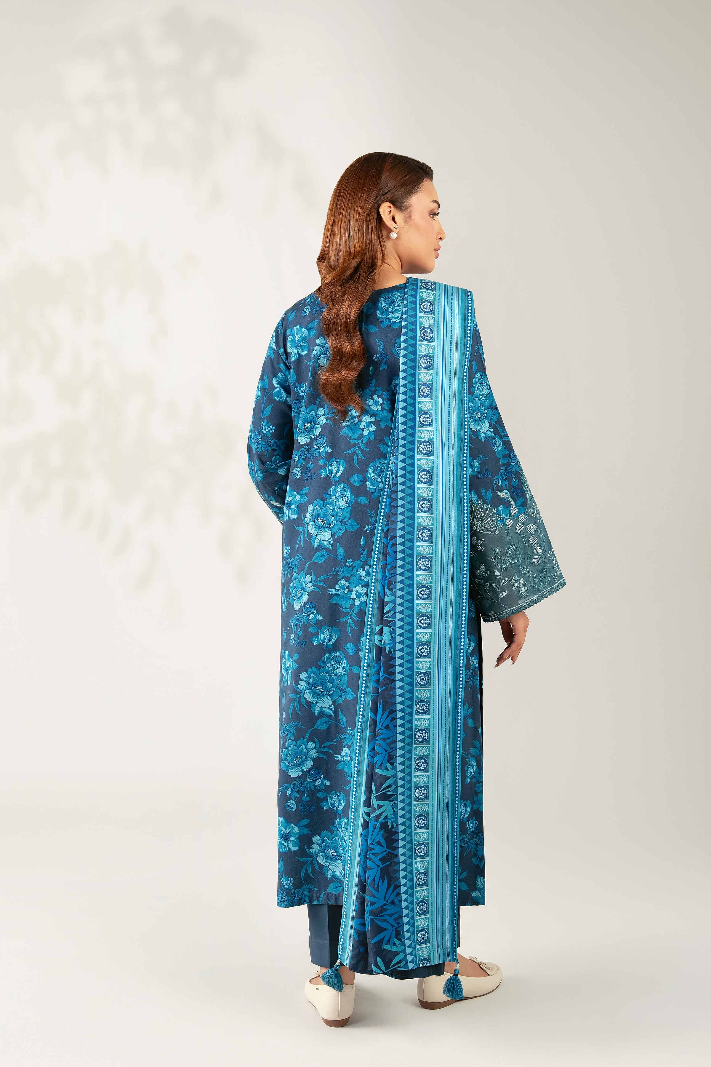 NISHATUAE - Blue Embroidered Linen 3-piece Unstitched Suit