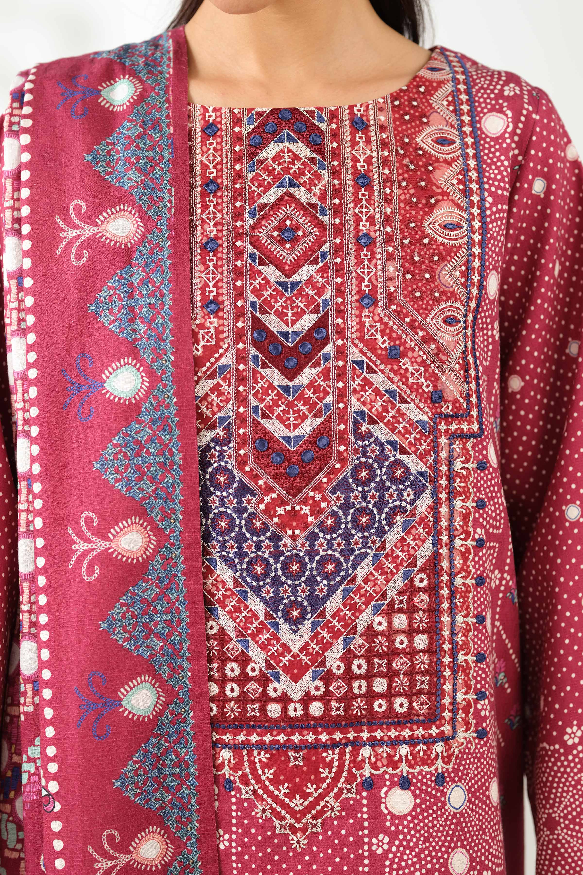 NISHATUAE - Burgundy Embroidered Jacquard 3-piece Unstitched Suit