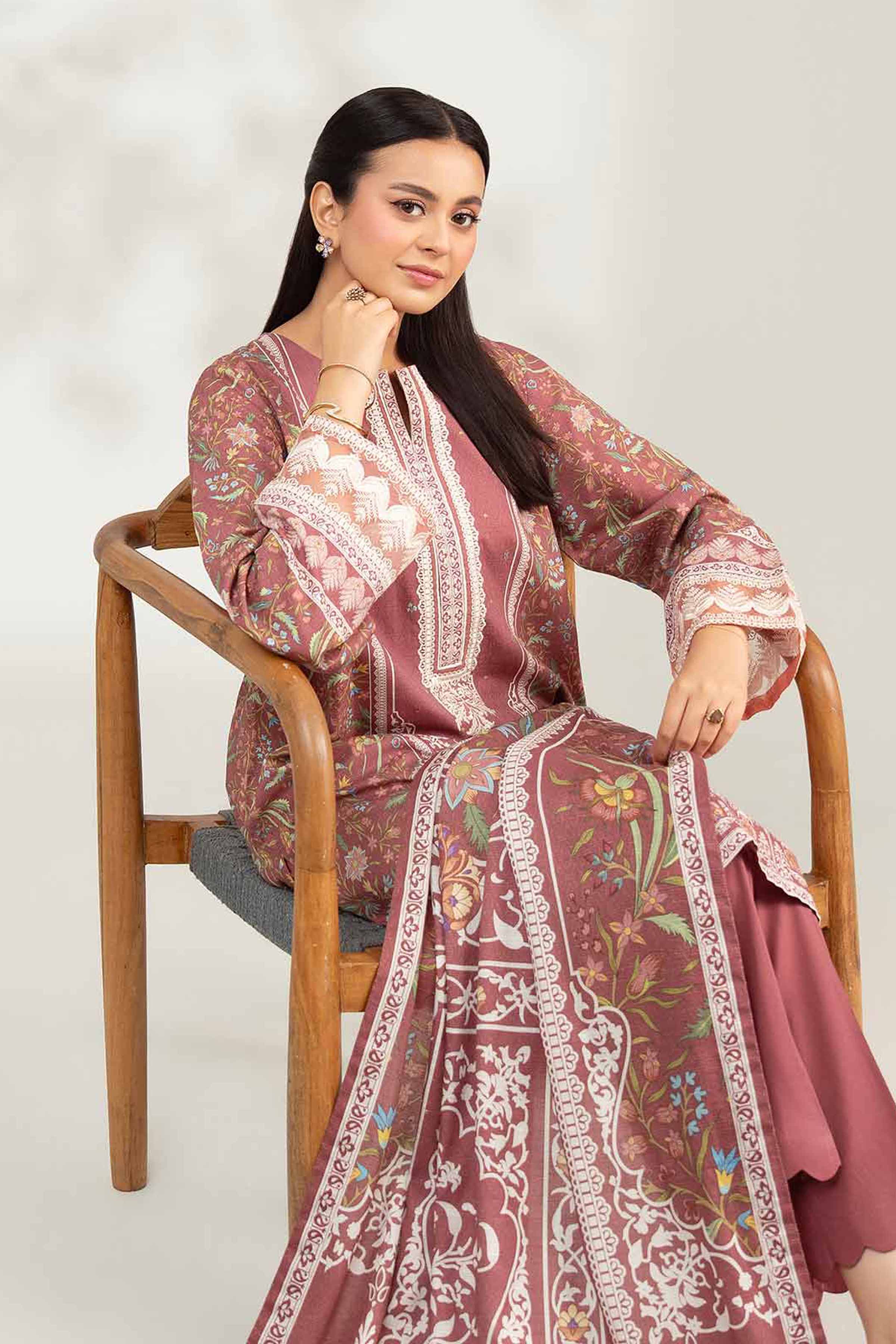 NISHATUAE - Pink Embroidered Jacquard 3-piece Unstitched Suit