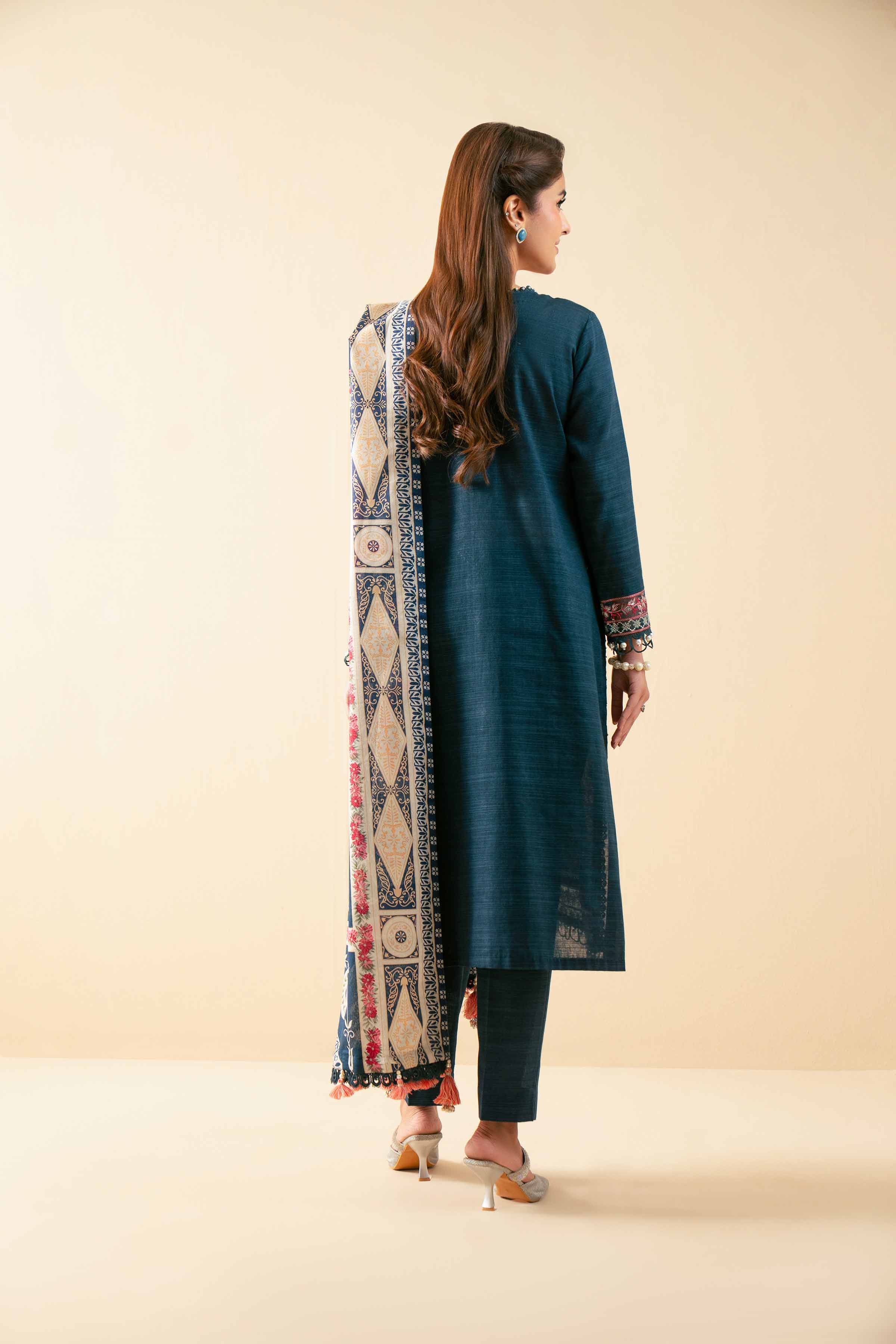 NISHATUAE - Blue Embroidered Khaddar 3-piece Unstitched Suit