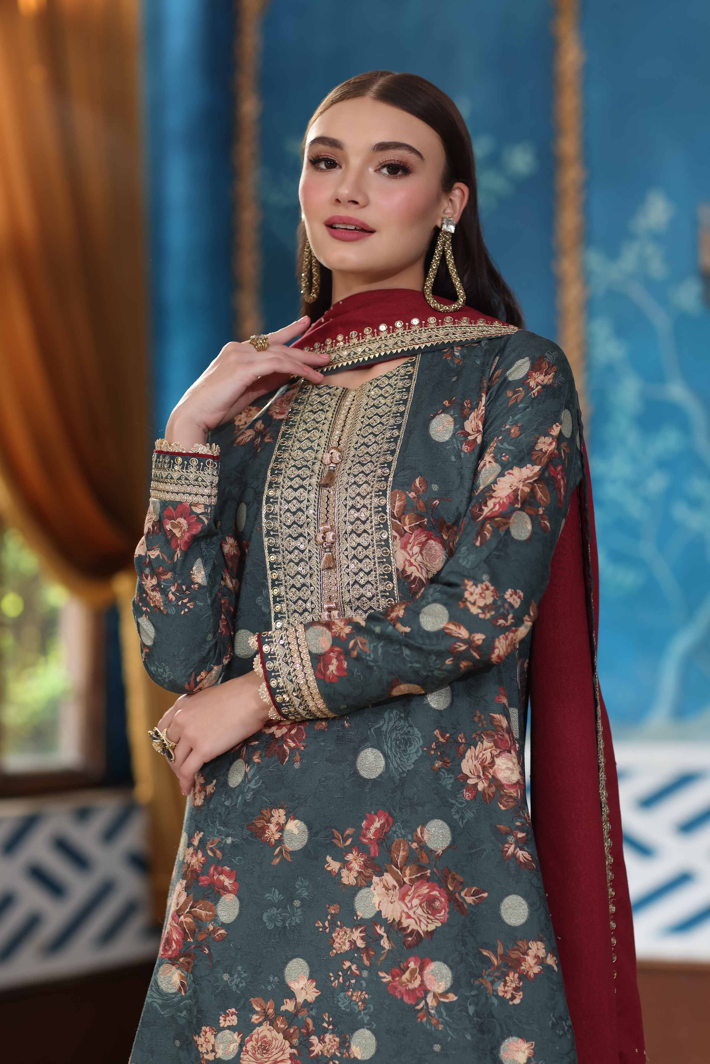 NISHATUAE - Green Embroidered Karandi 3-piece Unstitched Suit