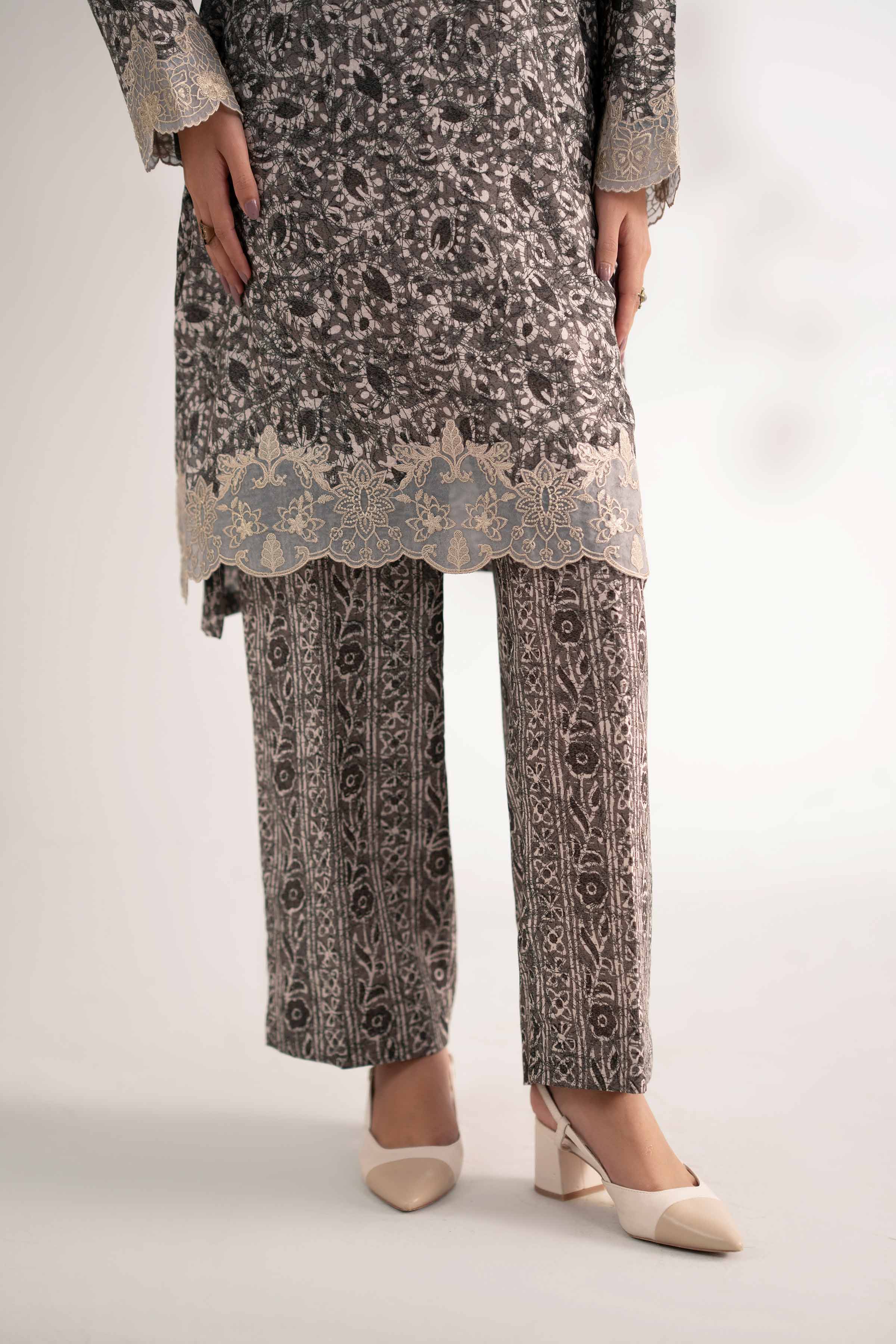 NISHATUAE - Olive Embroidered Karandi 2-piece Unstitched Dress