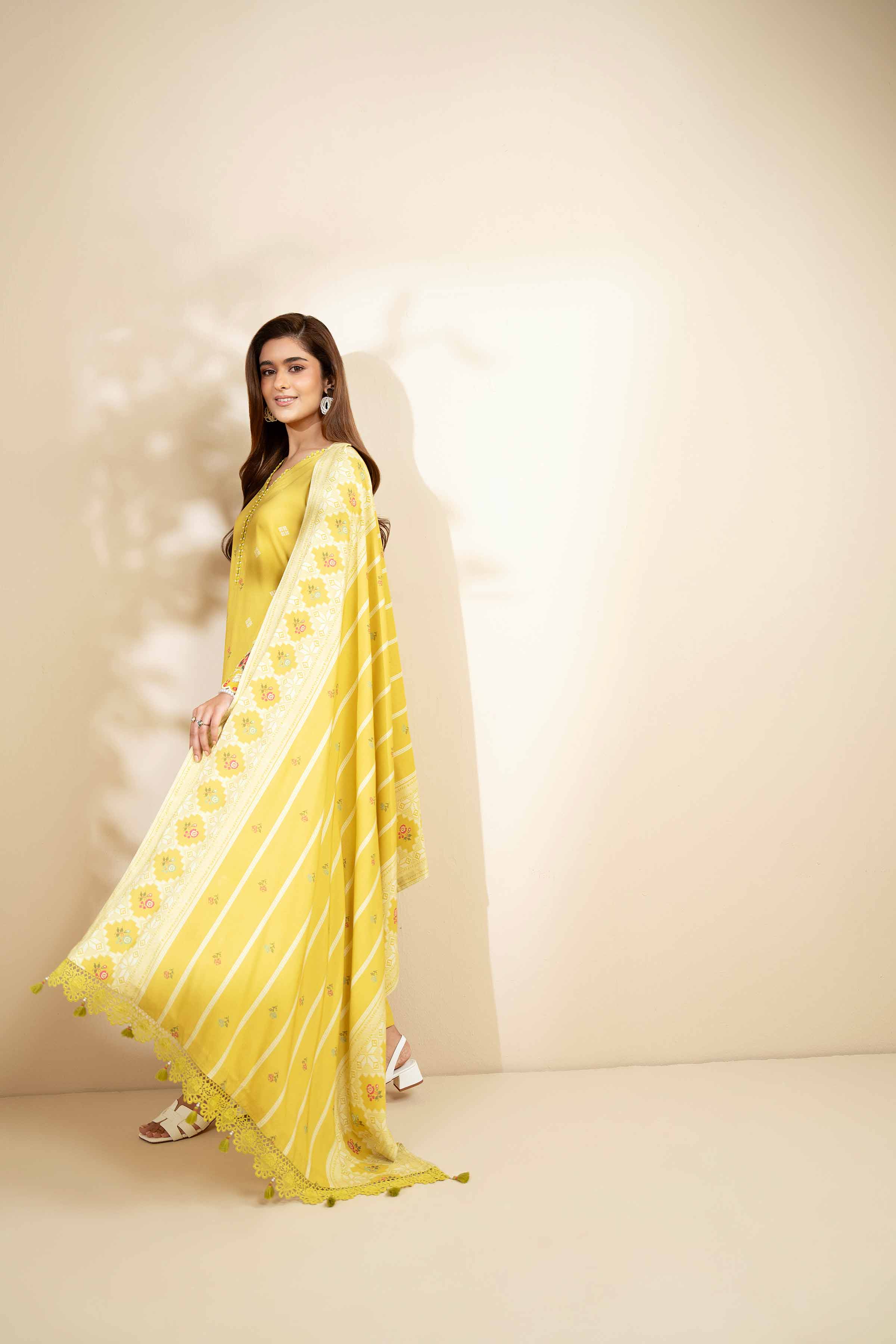 NISHATUAE - Yellow Embroidered Linen 3-piece Unstitched Suit