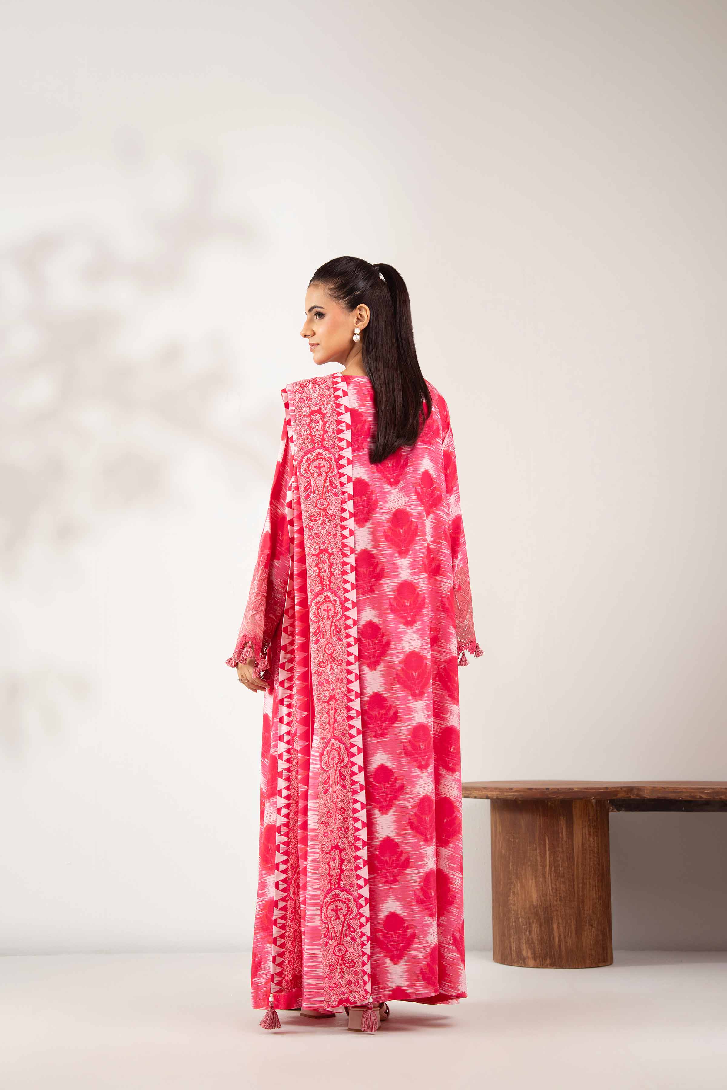NISHATUAE - Pink Embroidered Linen 3-piece Unstitched Suit