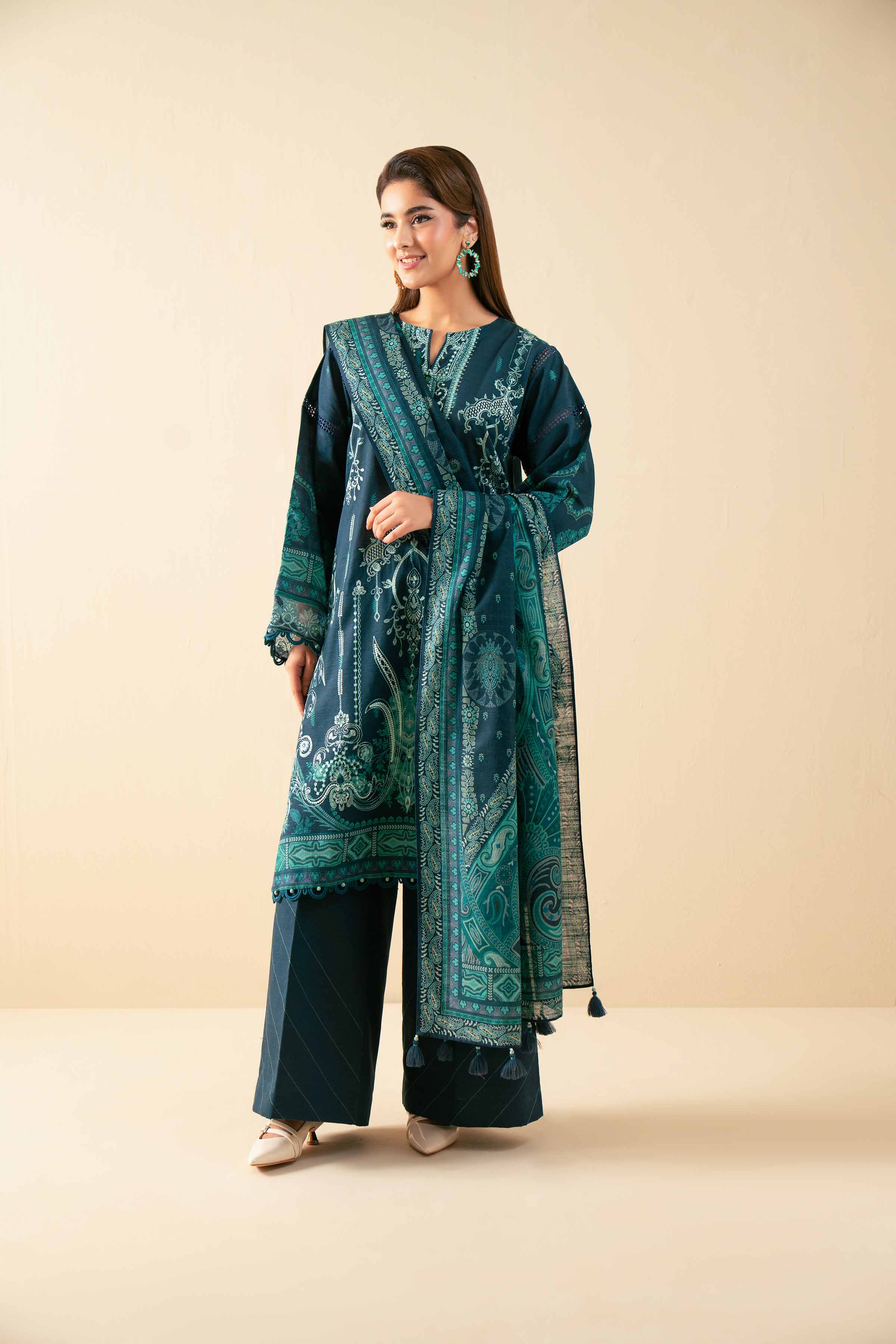 NISHATUAE - Blue Embroidered Khaddar 3-piece Unstitched Suit