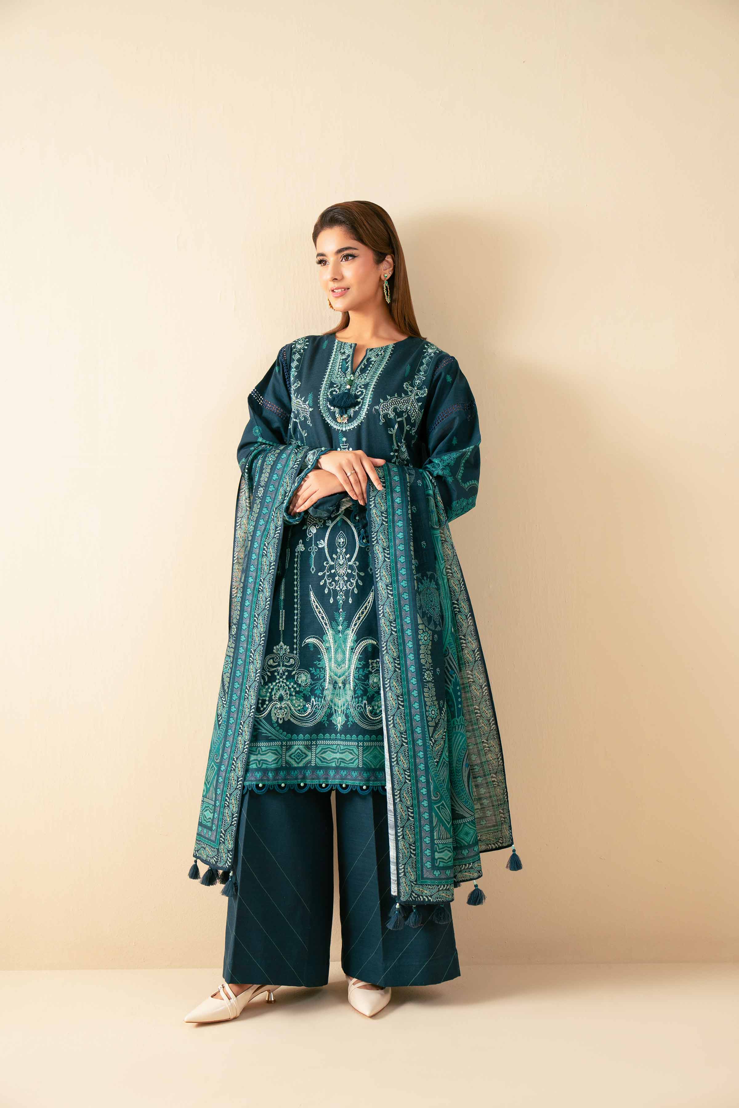 NISHATUAE - Blue Embroidered Khaddar 3-piece Unstitched Suit