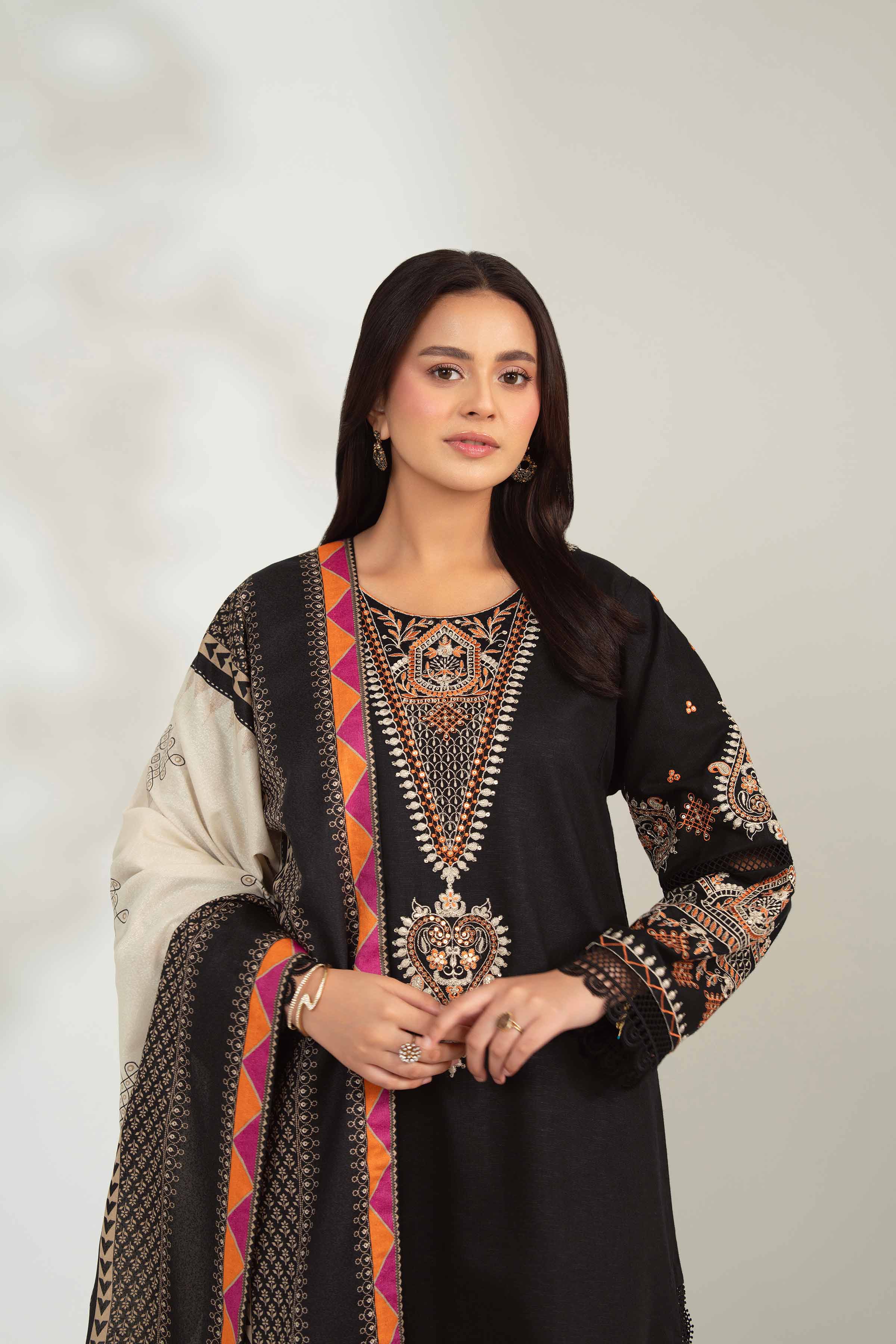 NISHATUAE - Black Embroidered Karandi 3-piece Unstitched Suit