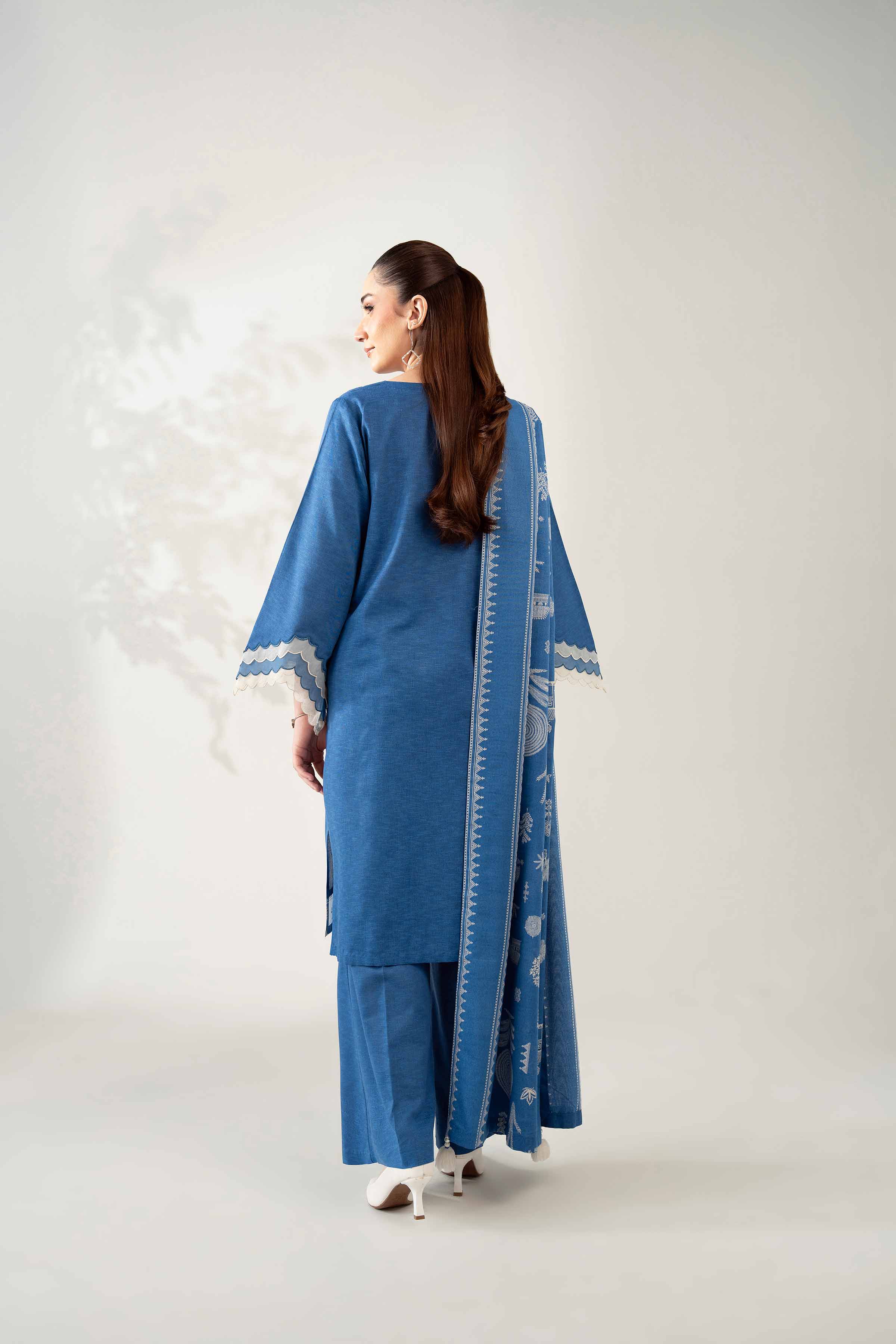 NISHATUAE - Blue Embroidered Karandi 3-piece Unstitched Suit
