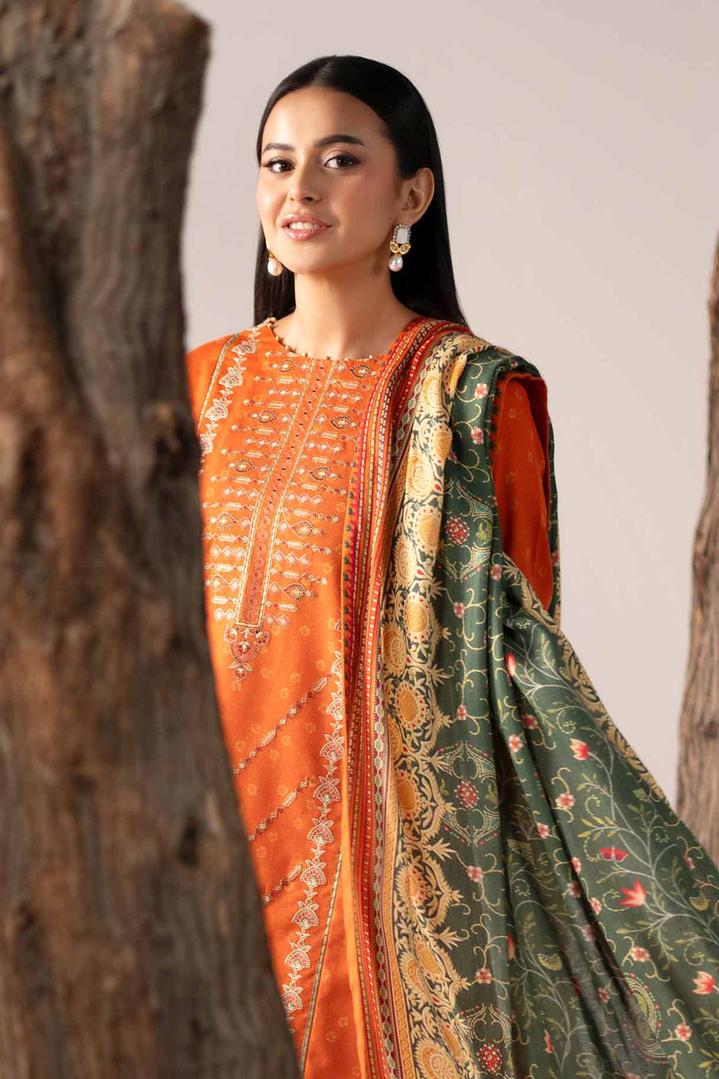 NishatUAE - Rust & Bottle Green Embroidered Karandi 3-piece Unstitched Suit