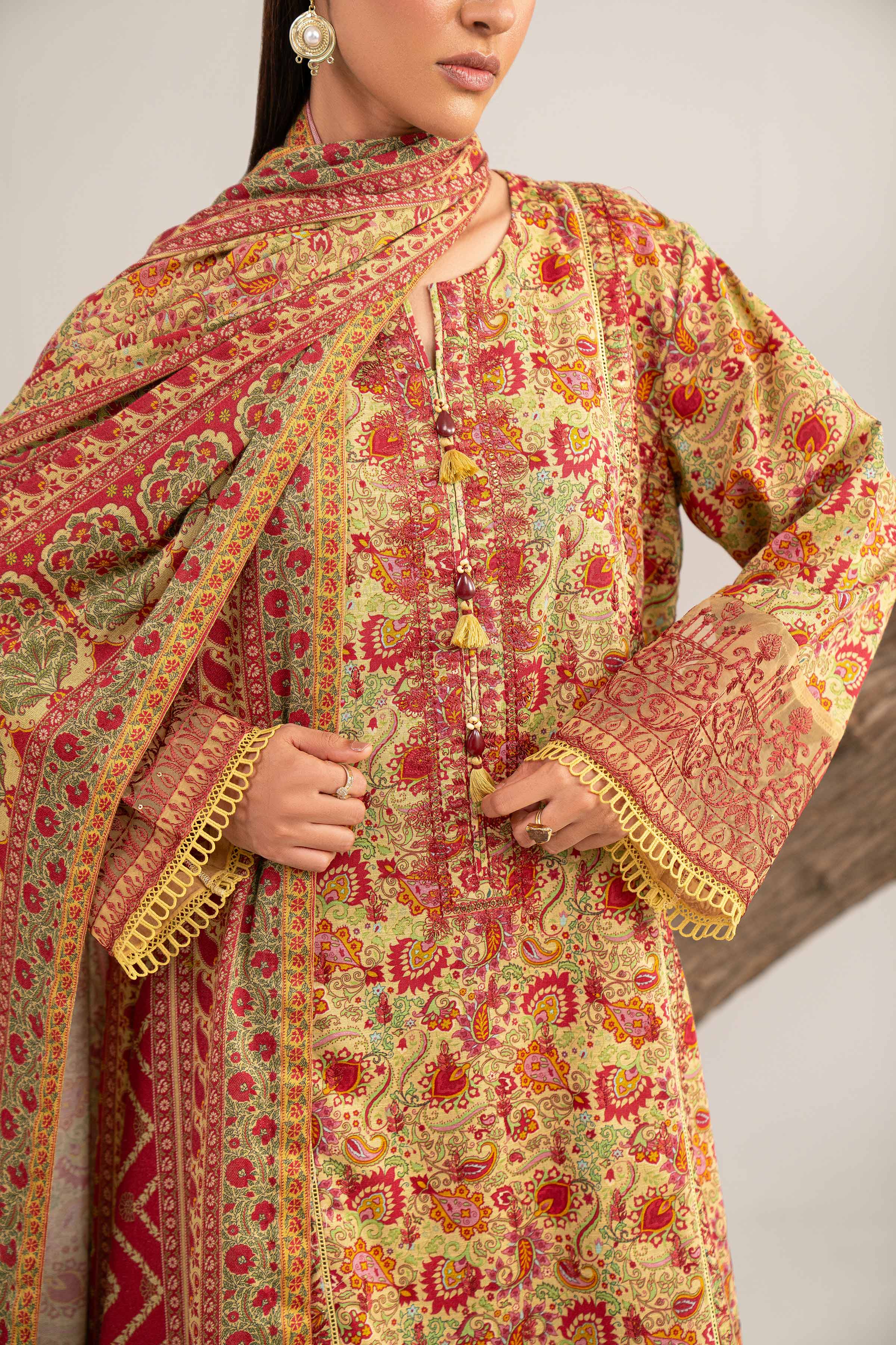 NishatUAE - Green & Rust Embroidered Karandi 3-piece Unstitched Suit