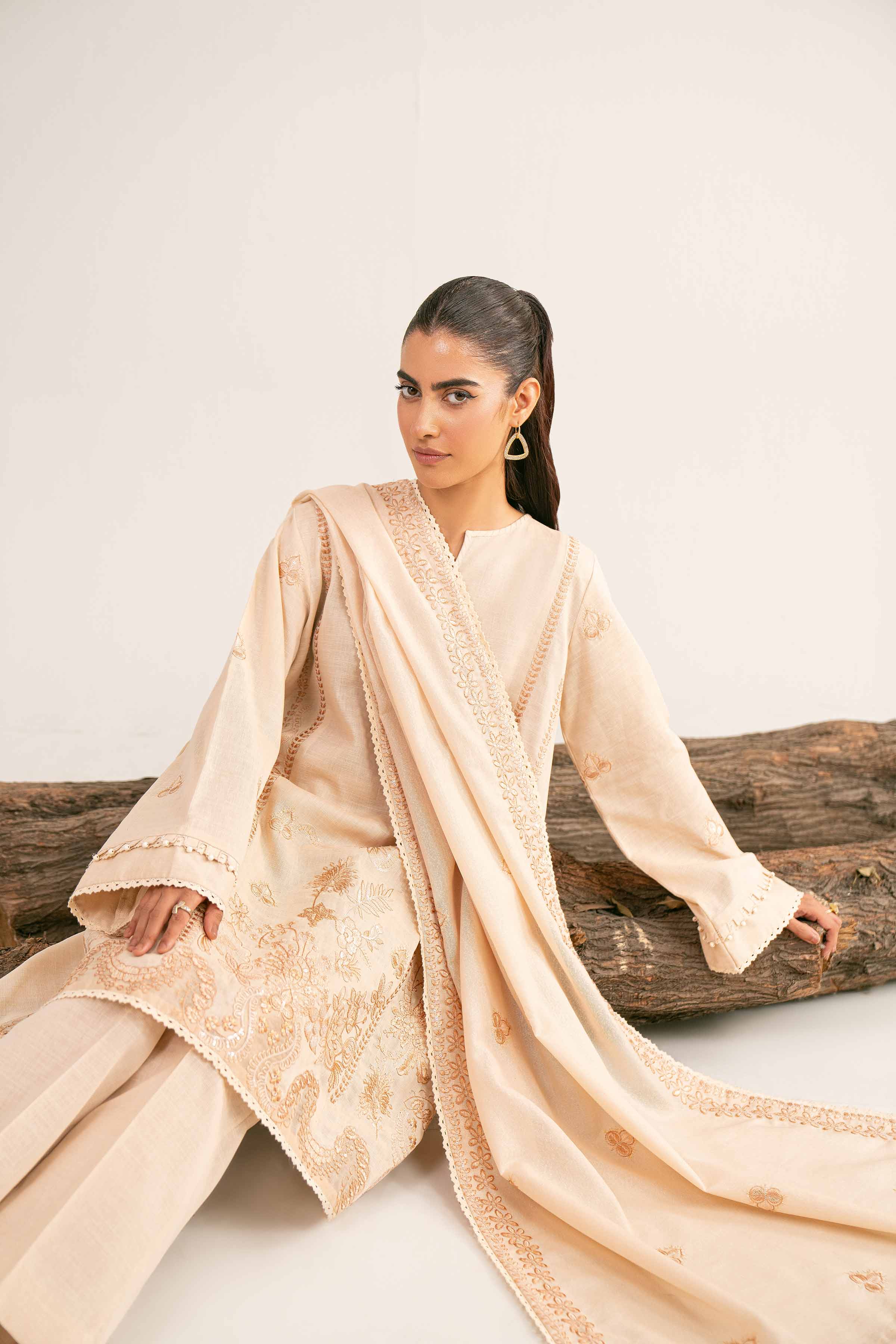 NishatUAE - Off White Embroidered Khaddar 3-piece Unstitched Suit