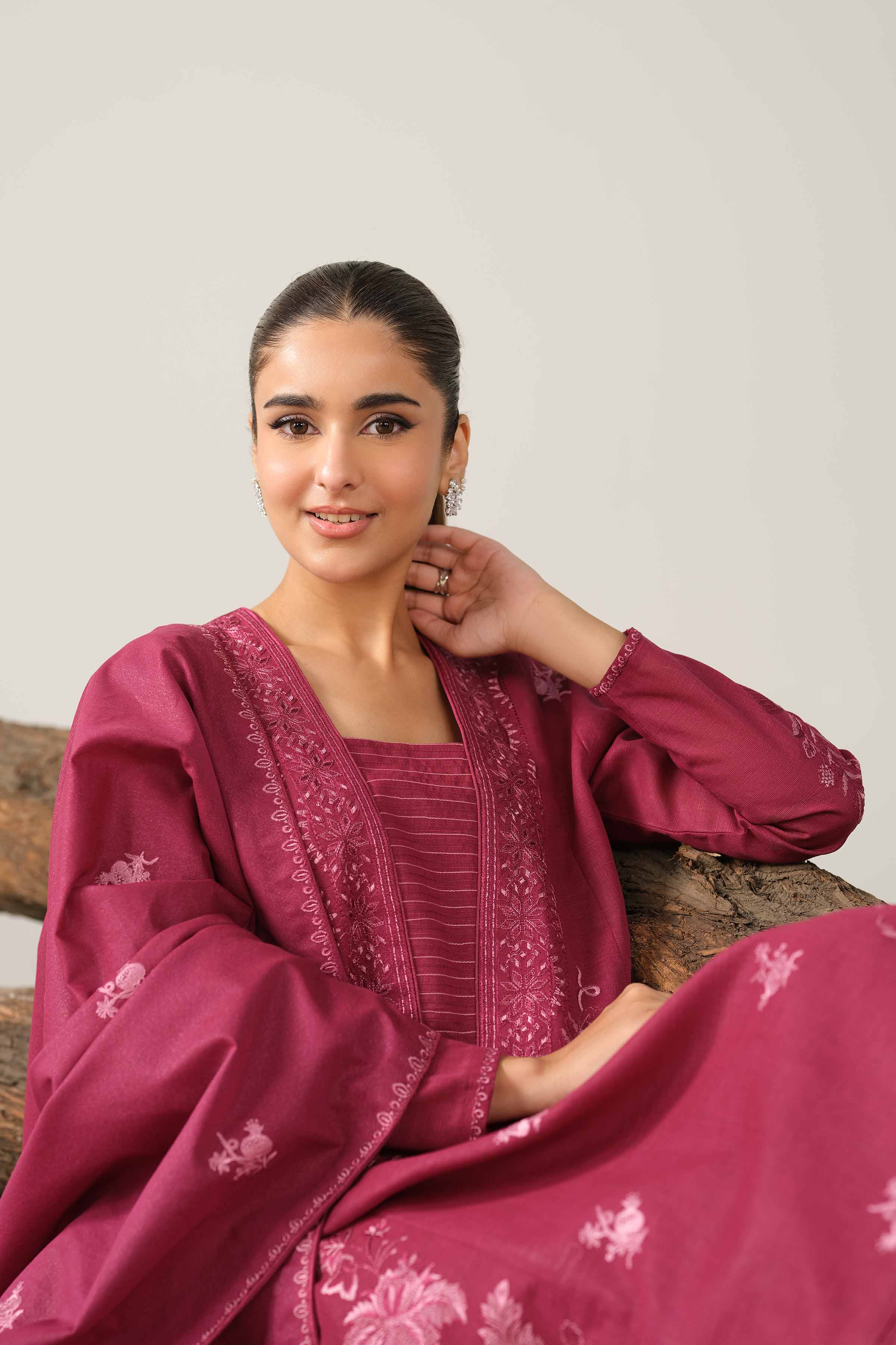 NishatUAE - Burgundy Embroidered Khaddar 3-piece Unstitched Suit