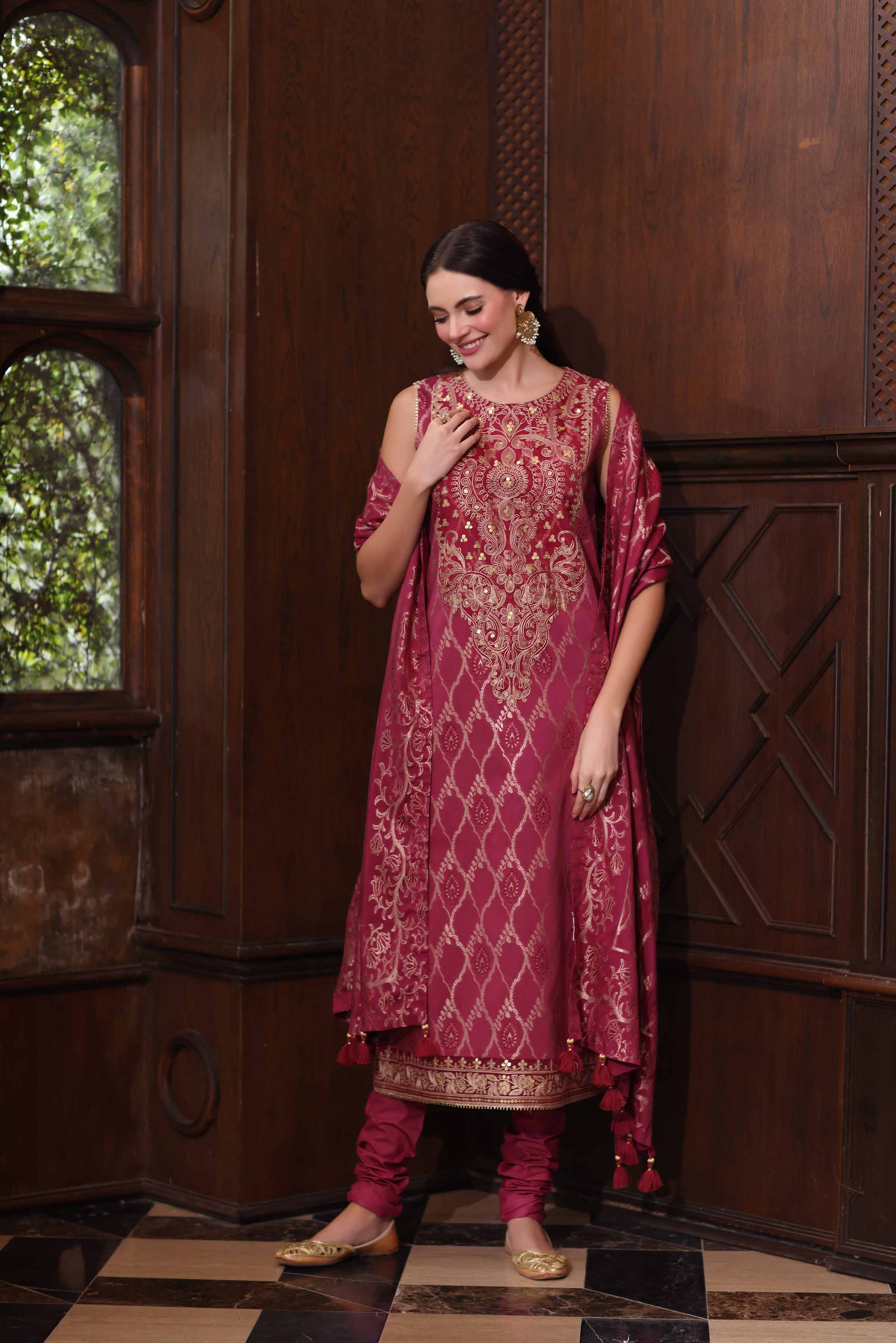 Nishat Linen UAE - 3 Piece - Embroidered Suit - 42503597