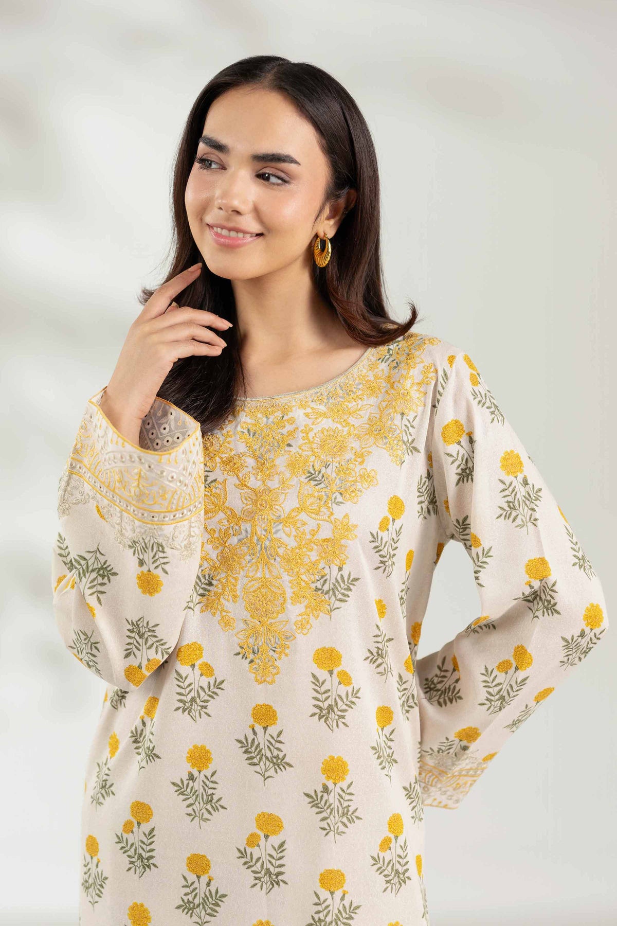 2 Piece - Printed Embroidered Suit - 42503611