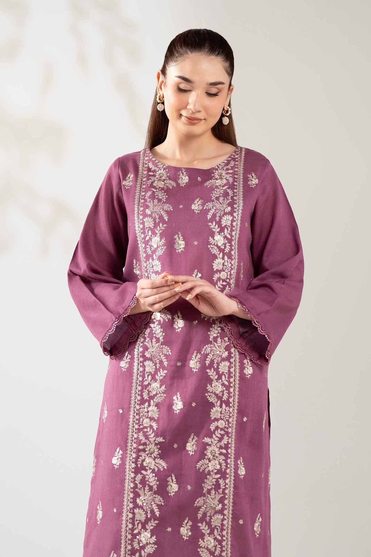 2 Piece - Embroidered Suit - 42503640