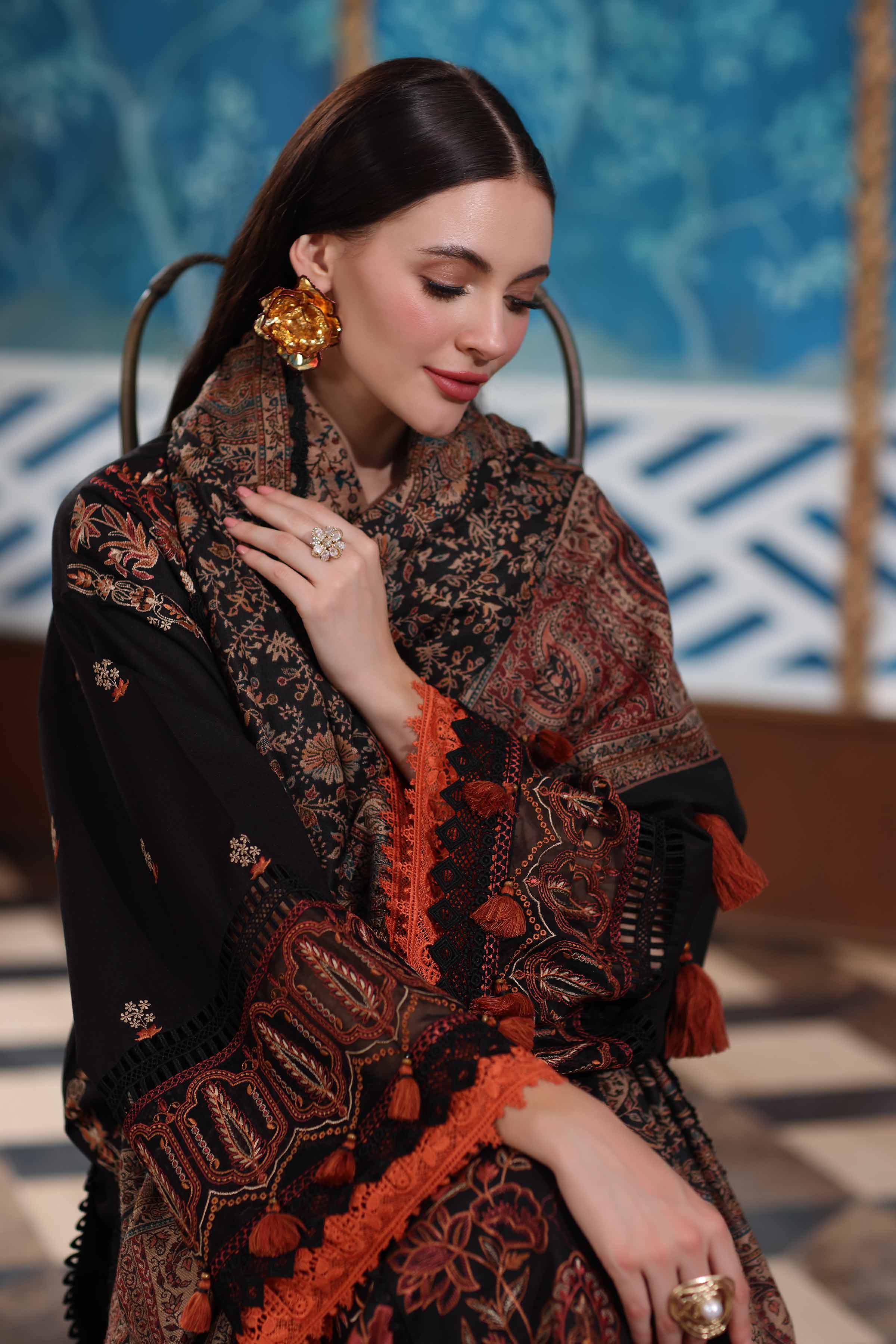 NISHATUAE - Black Embroidered Karandi 3-piece Unstitched Suit