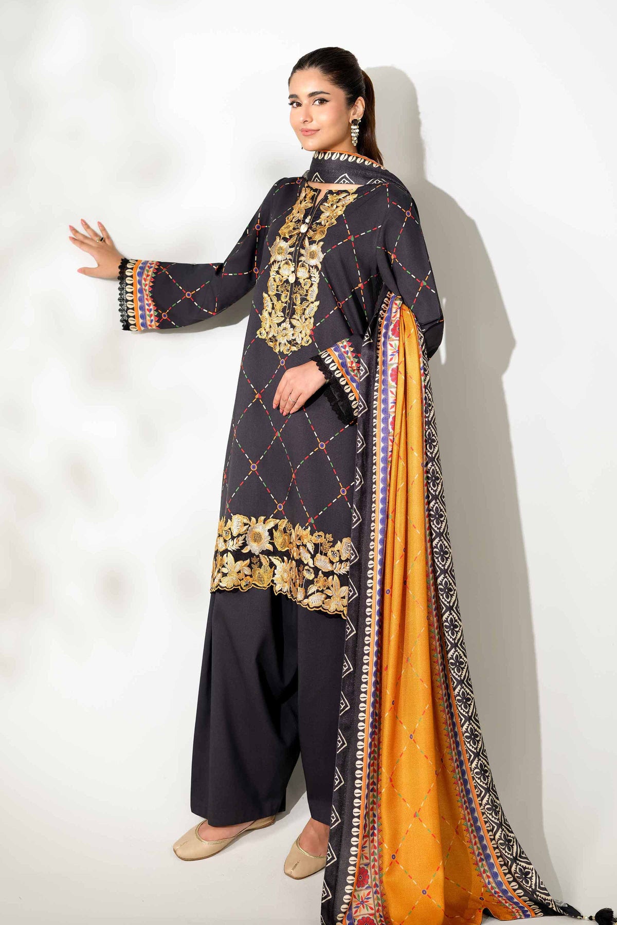 3 Piece - Printed Embroidered Suit - 42503695