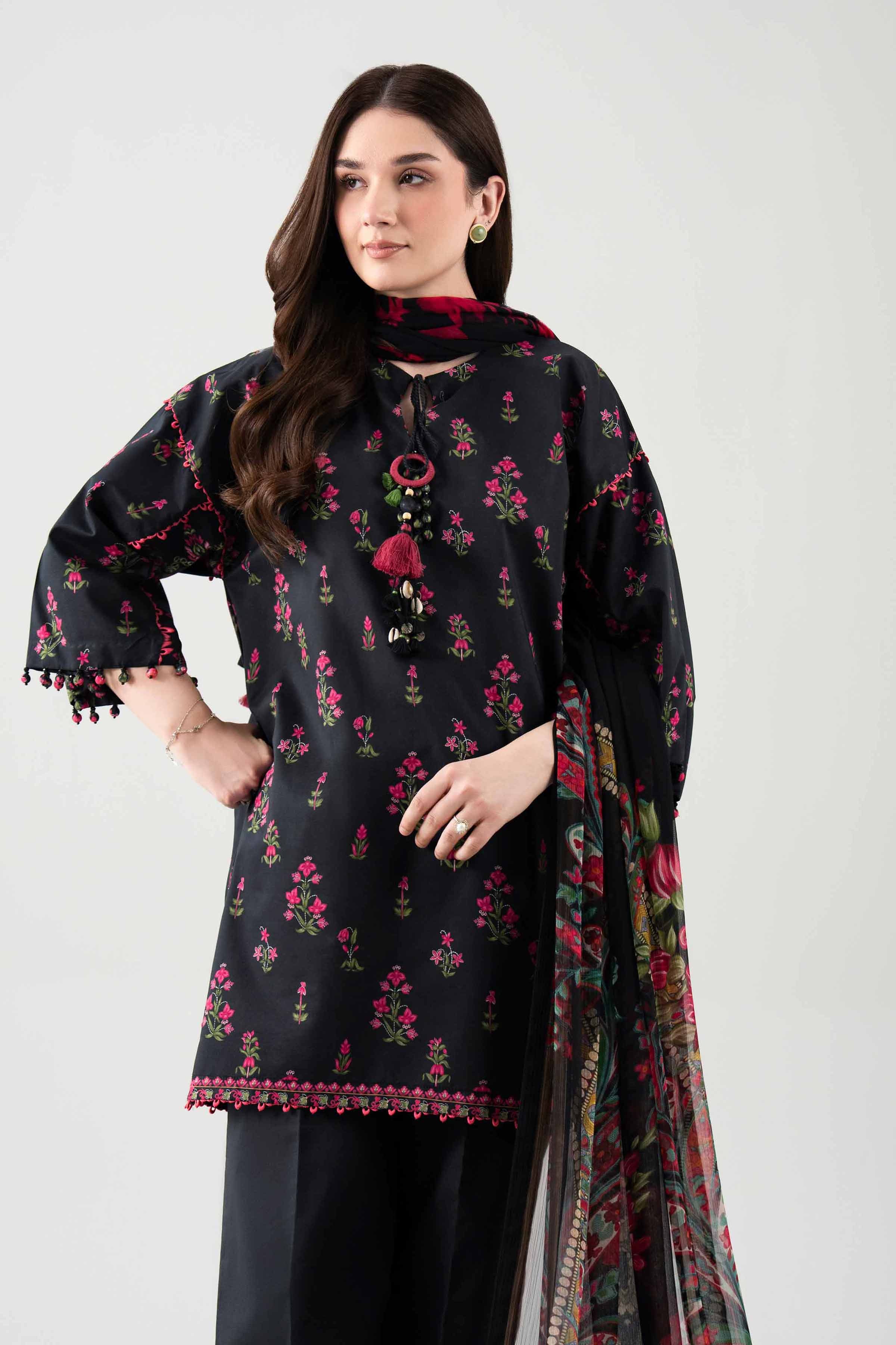 3 Piece - Printed Suit - 42601153 NishatUAE Black Lawn 3PC Printed Unstitched