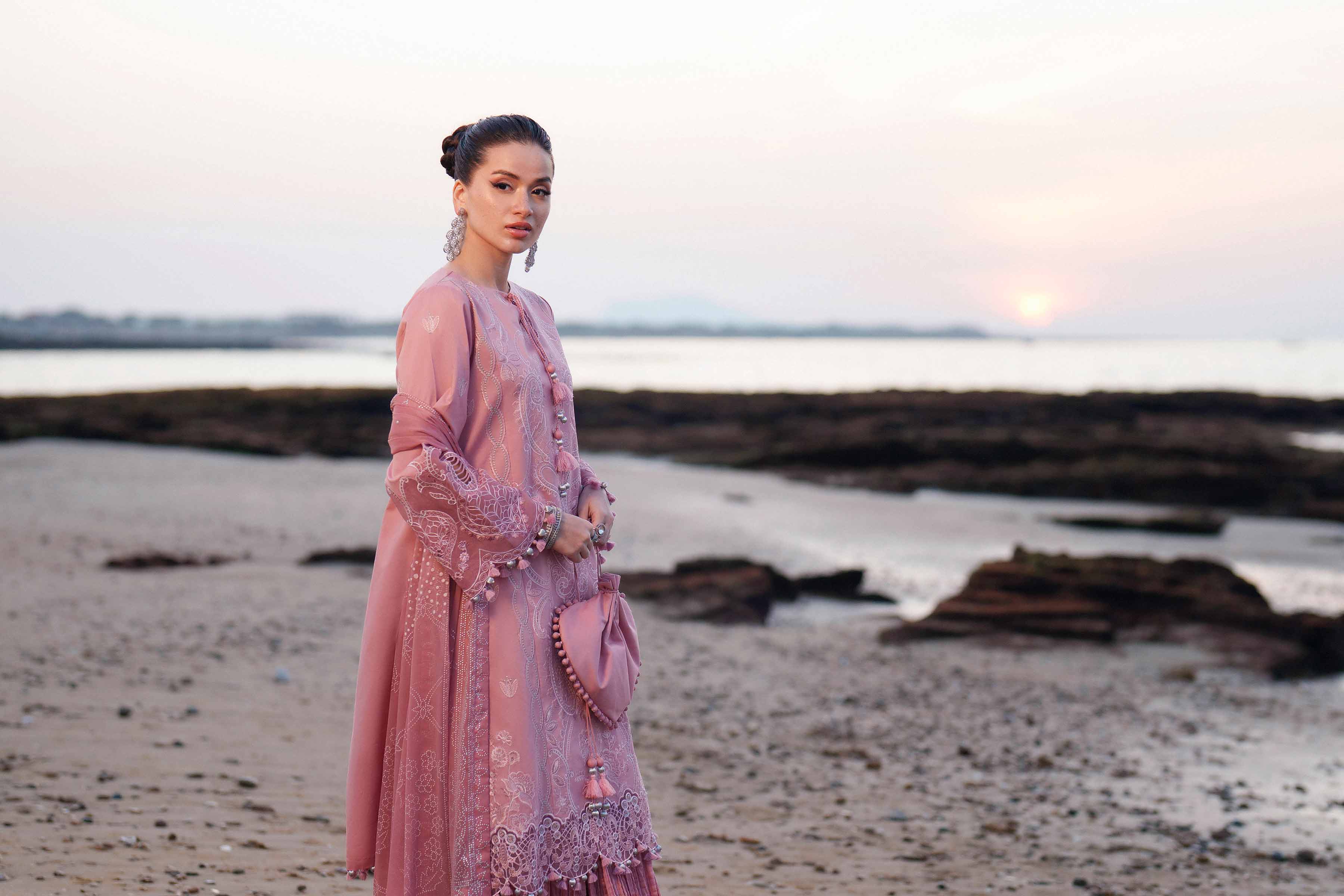 3 Piece - Embroidered Suit - 42601301