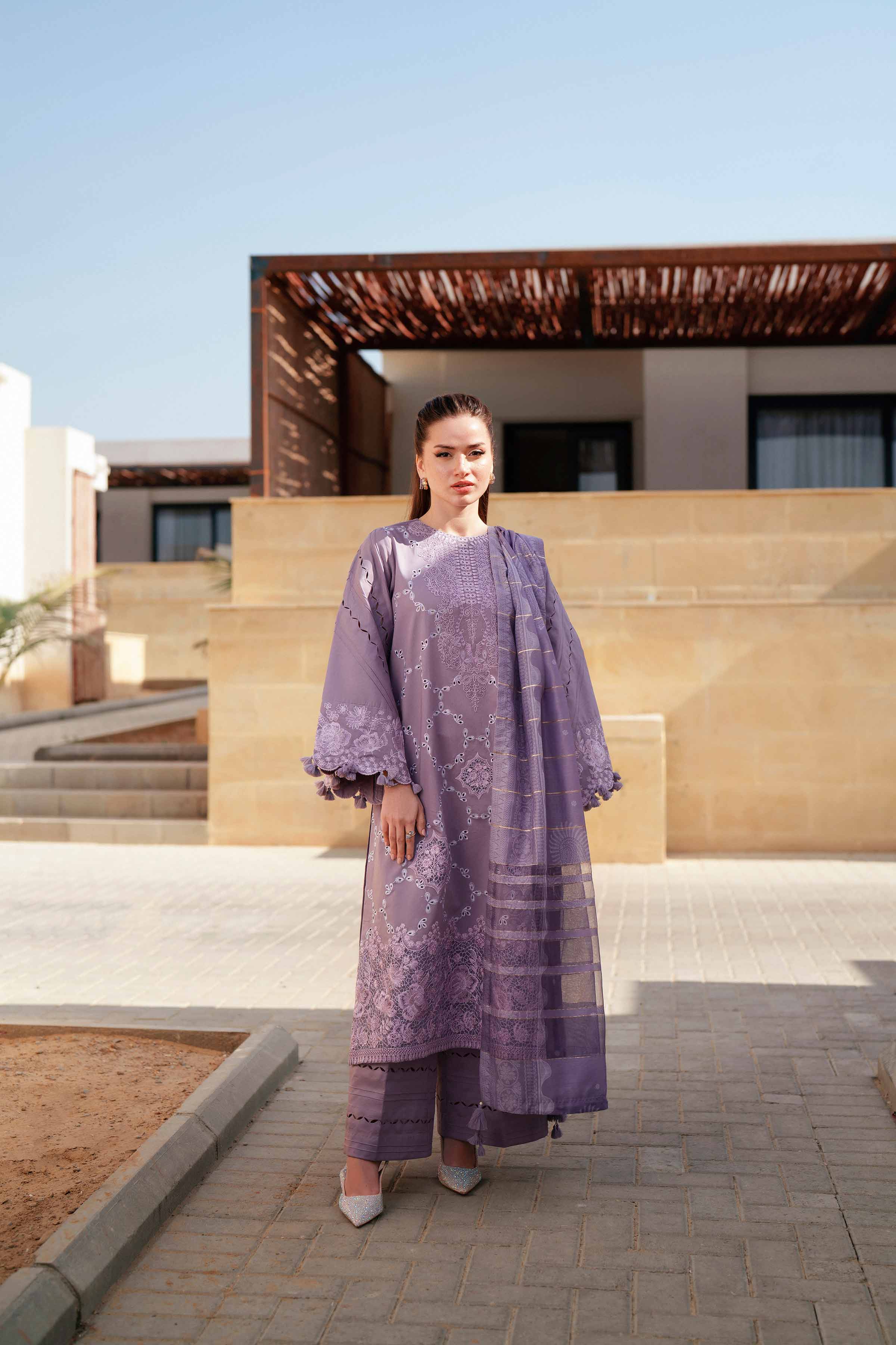 3 Piece - Embroidered Suit - 42601305