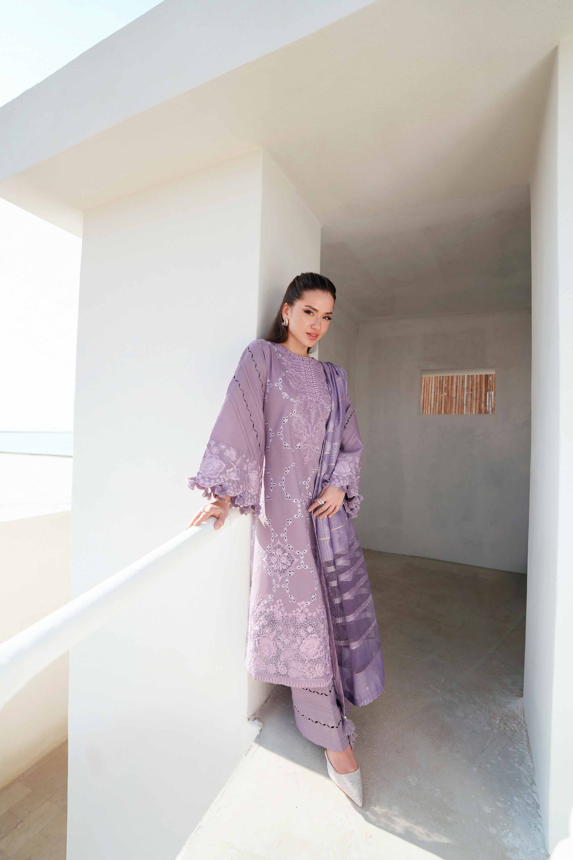 3 Piece - Embroidered Suit - 42601305